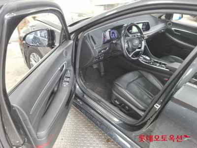 هيونداي سوناتا 2022 — صورة 3