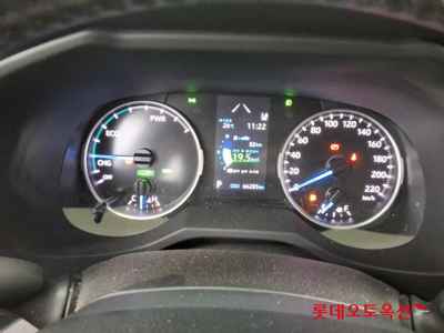 Toyota Rav4 2022 — صورة 10