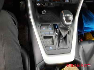 Toyota Rav4 2022 — صورة 6