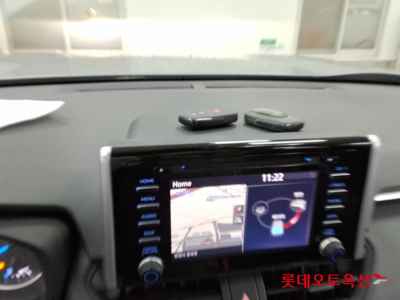 Toyota Rav4 2022 — صورة 8