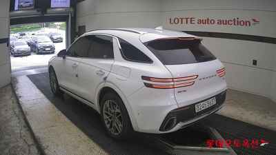جينيسيس Gv70 2023 — صورة 2