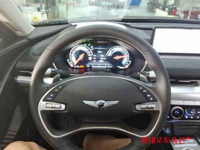 جينيسيس G80 2023 — صورة 8
