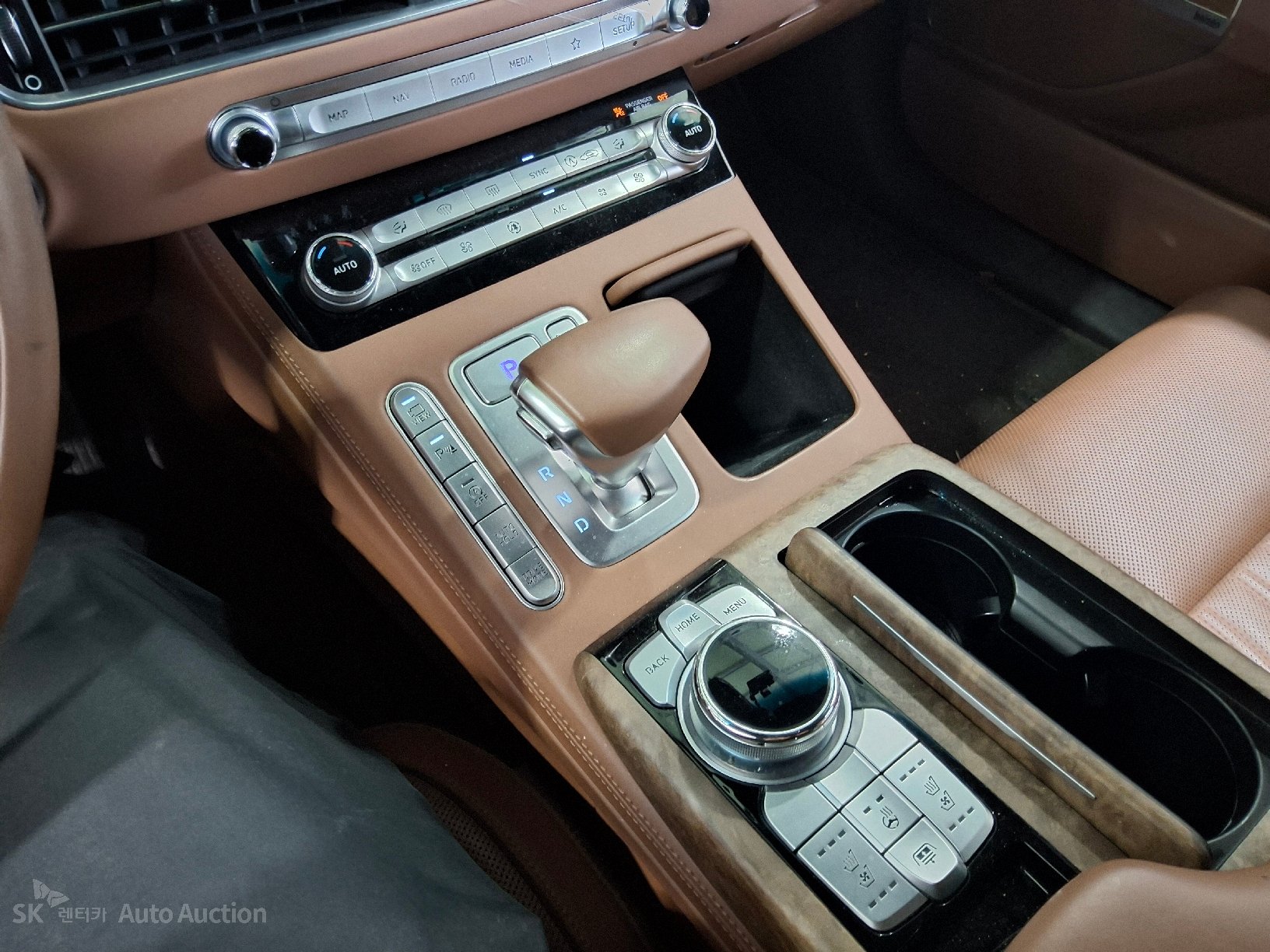 جينيسيس G90 2021 — صورة 5