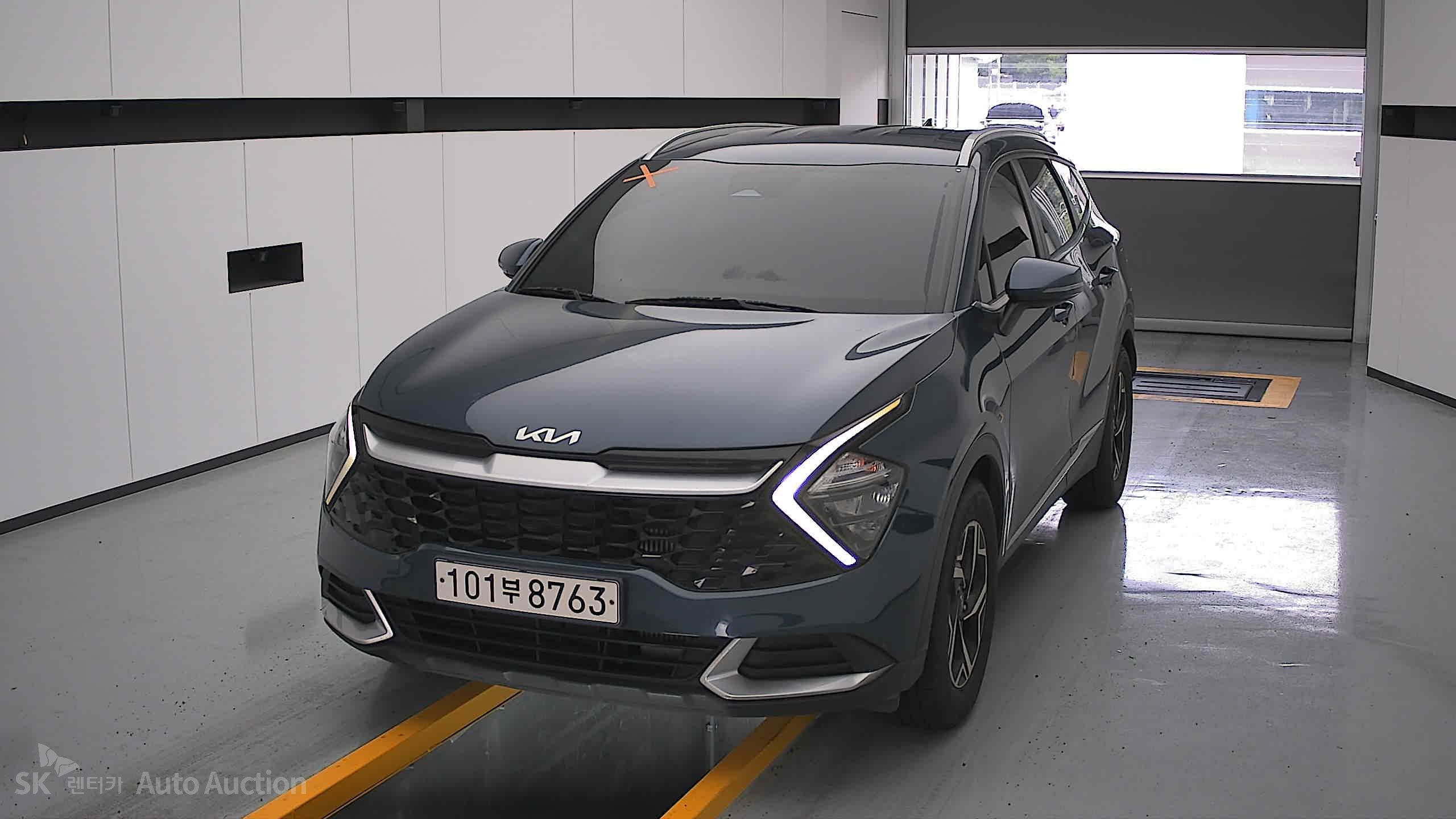 2023 - kia sportage