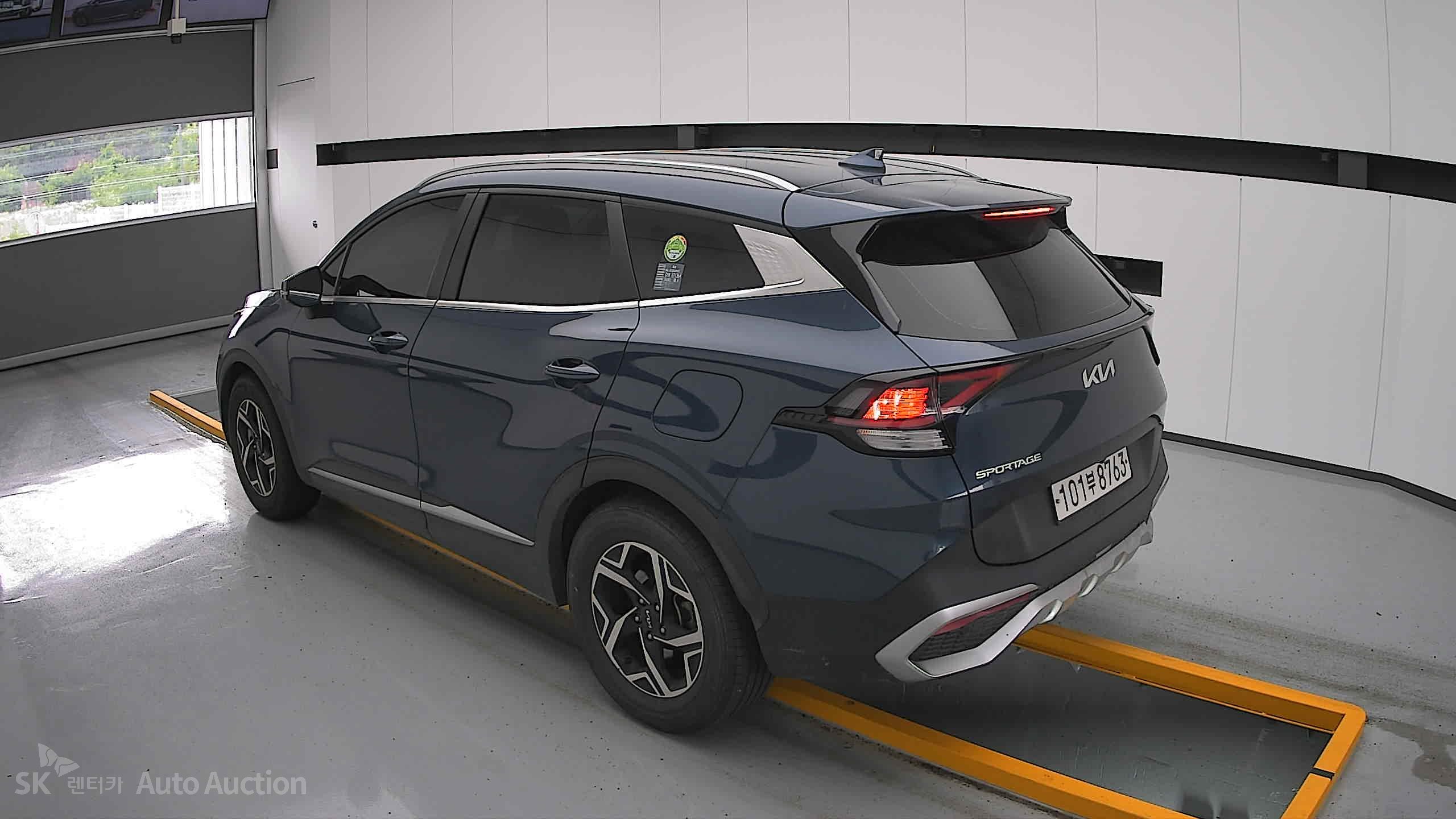2023 - kia sportage