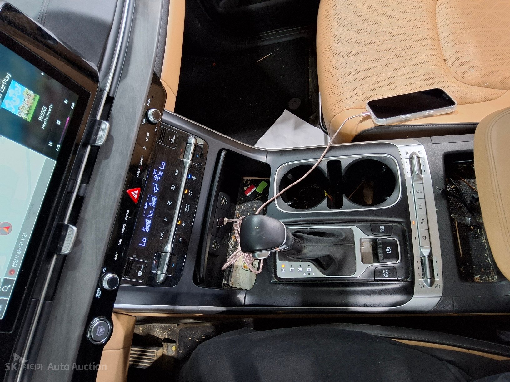 2023 - kia carnival