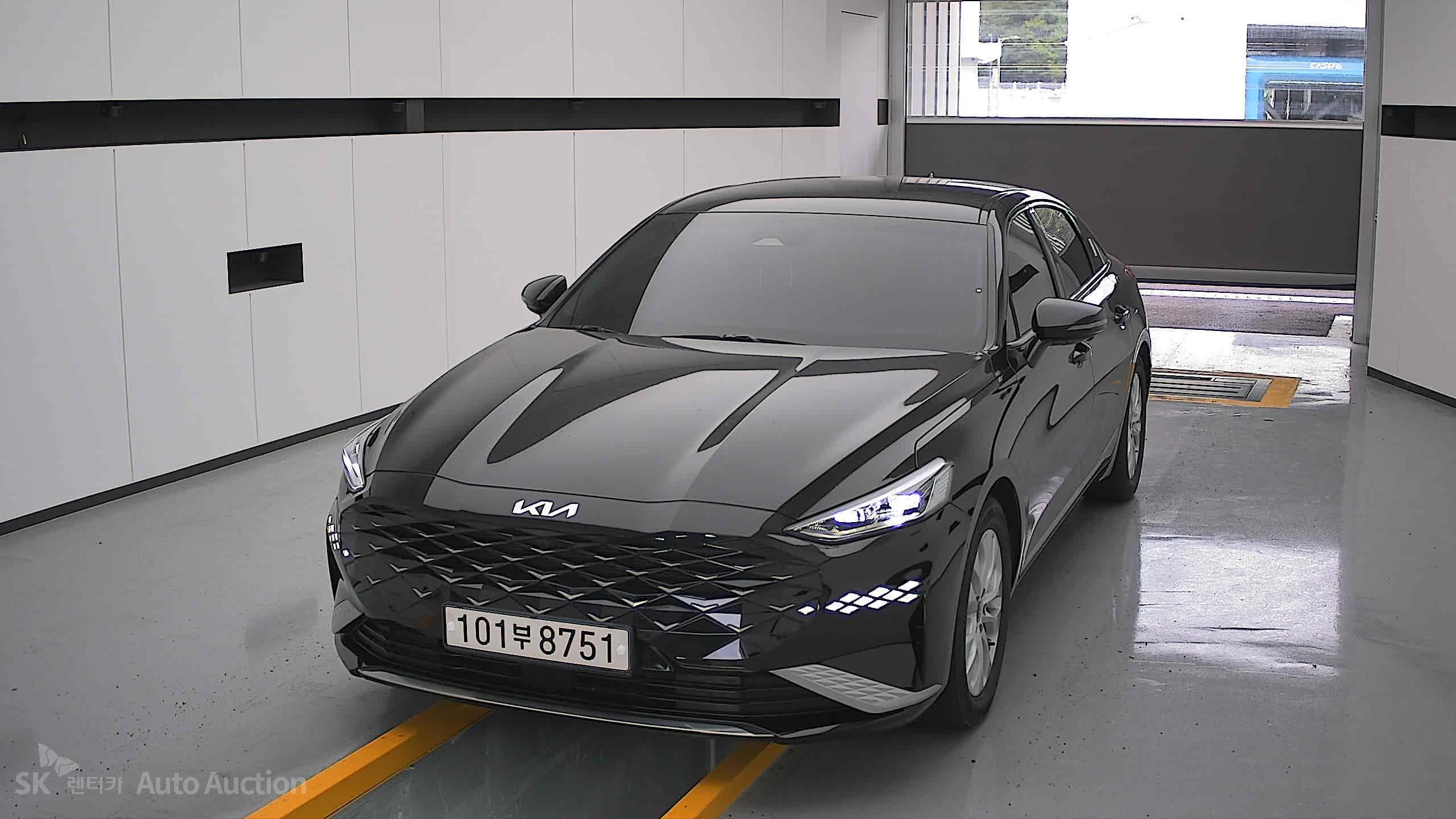 2023 - kia k8