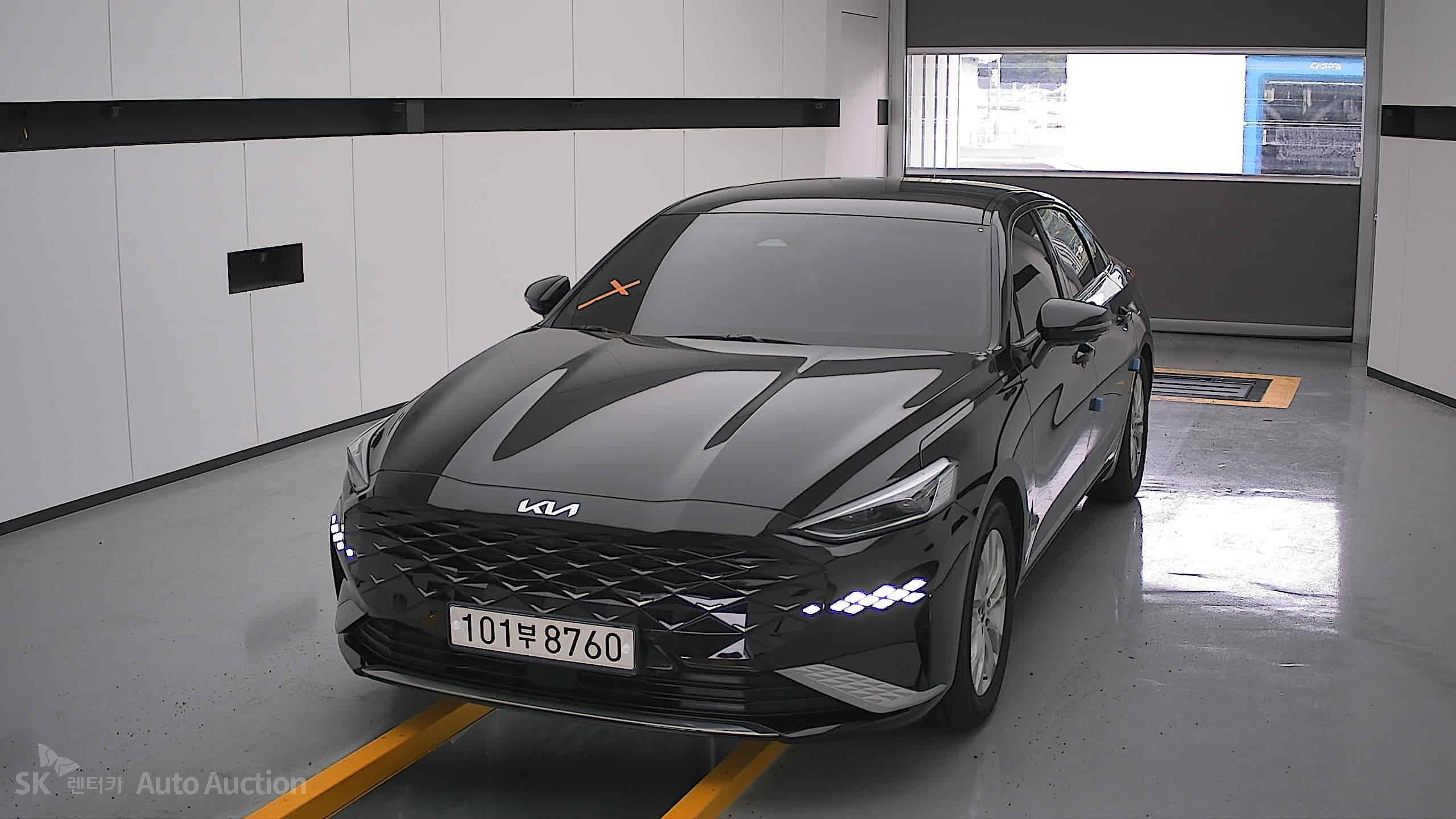 2023 - kia k8