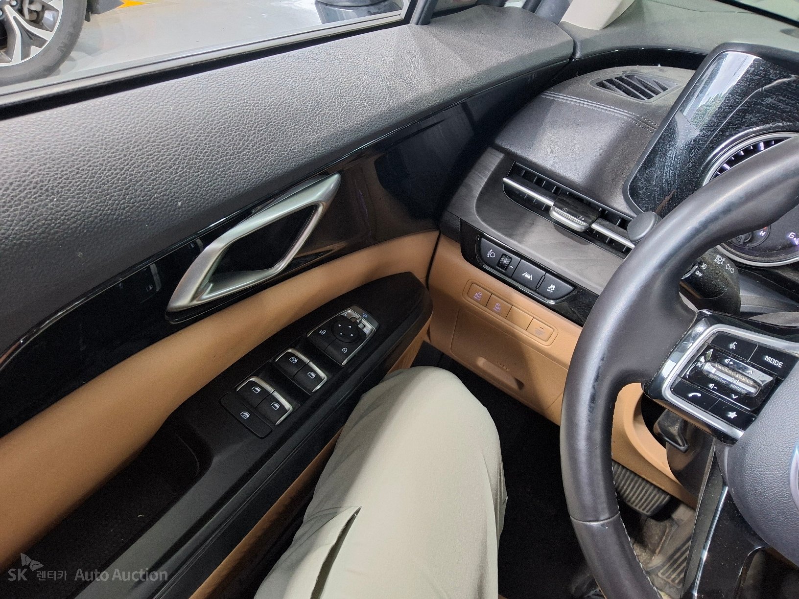 2023 - kia carnival