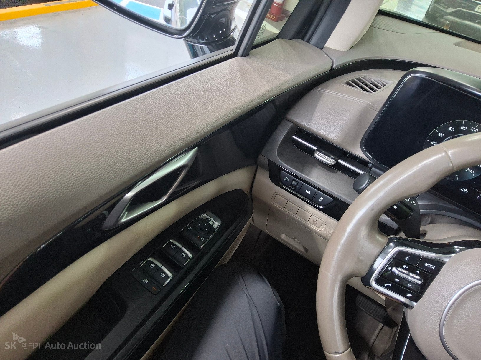 2021 - kia carnival