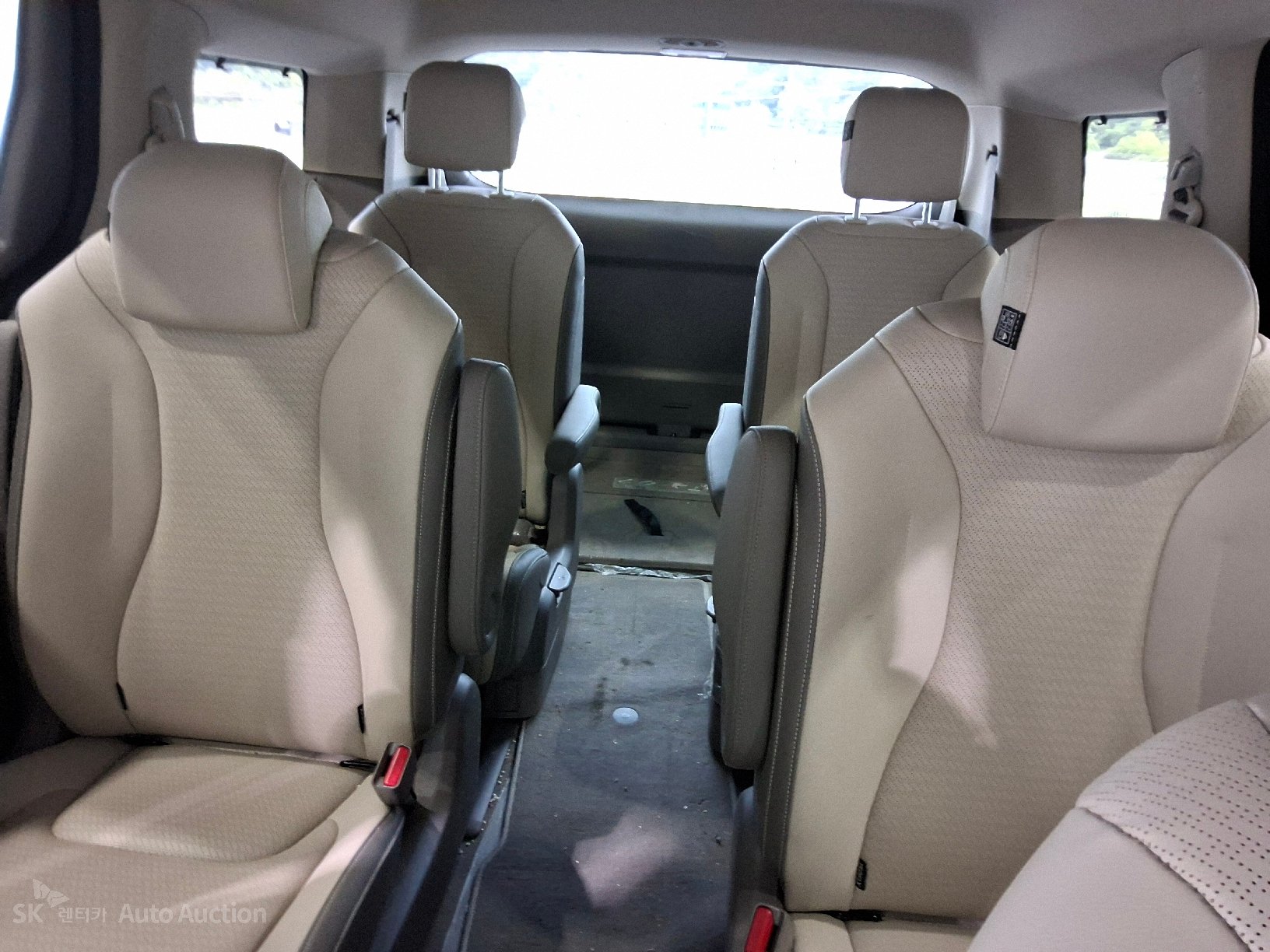 2021 - kia carnival