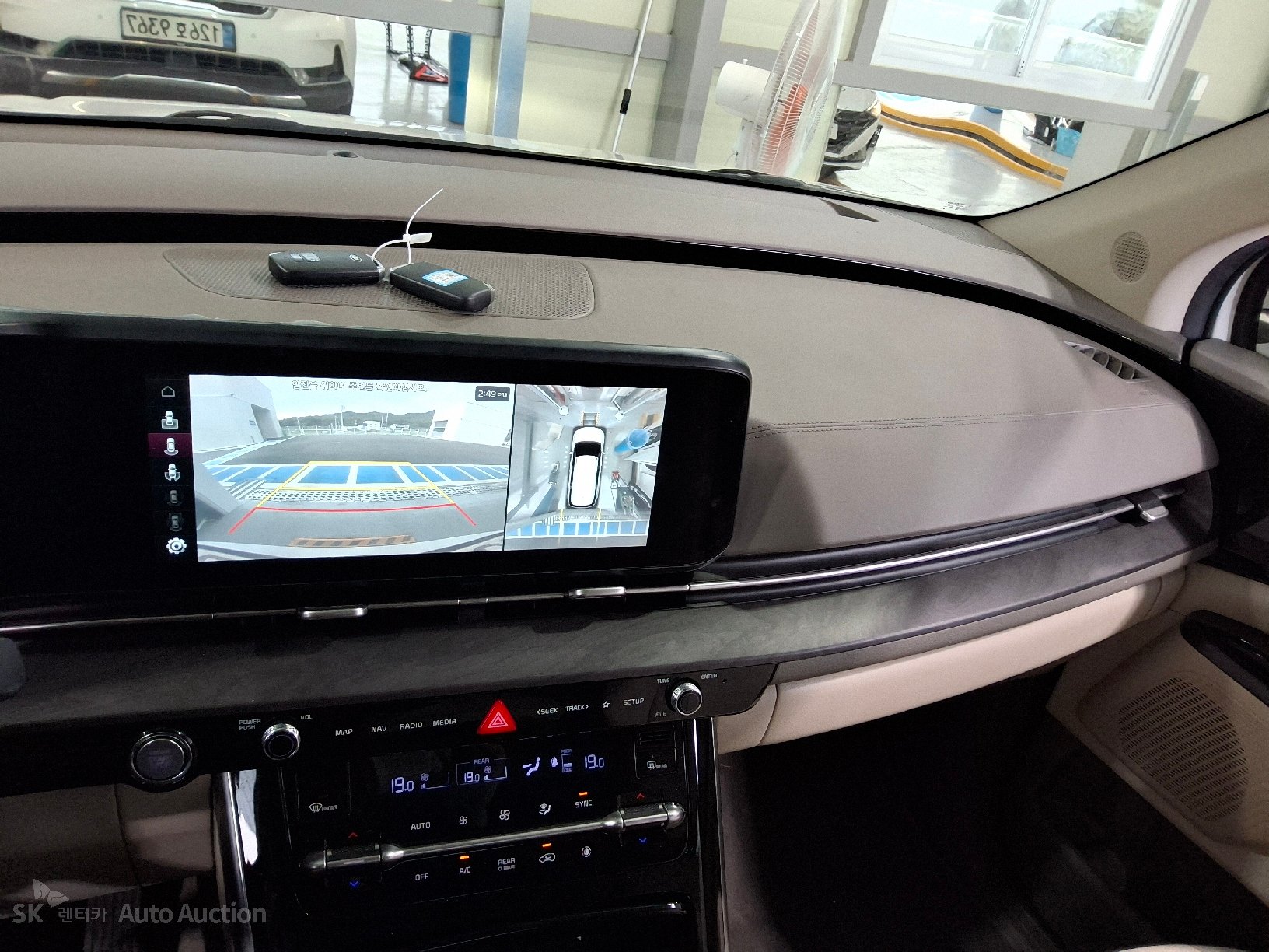 2021 - kia carnival