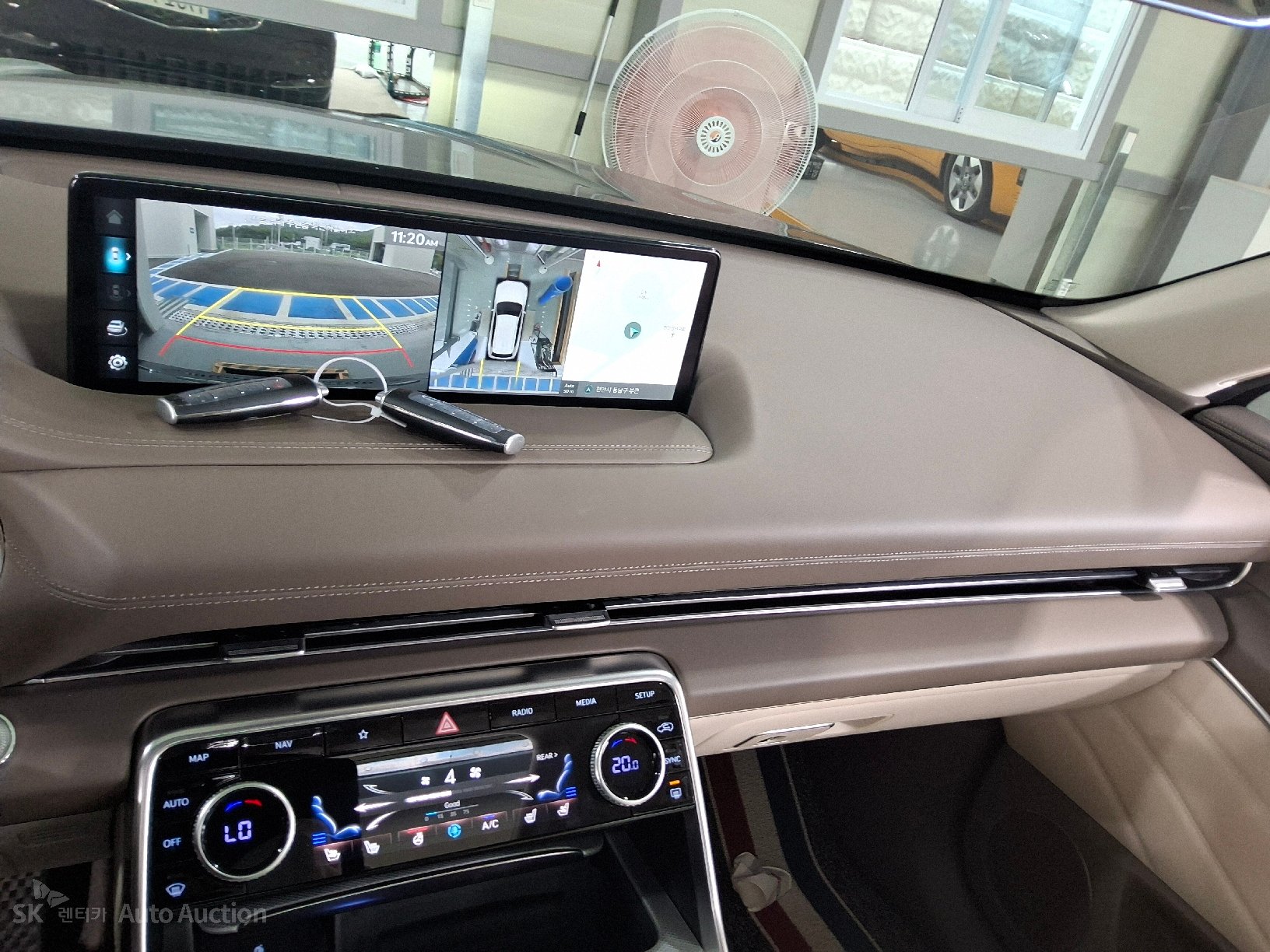 2023 - genesis gv80