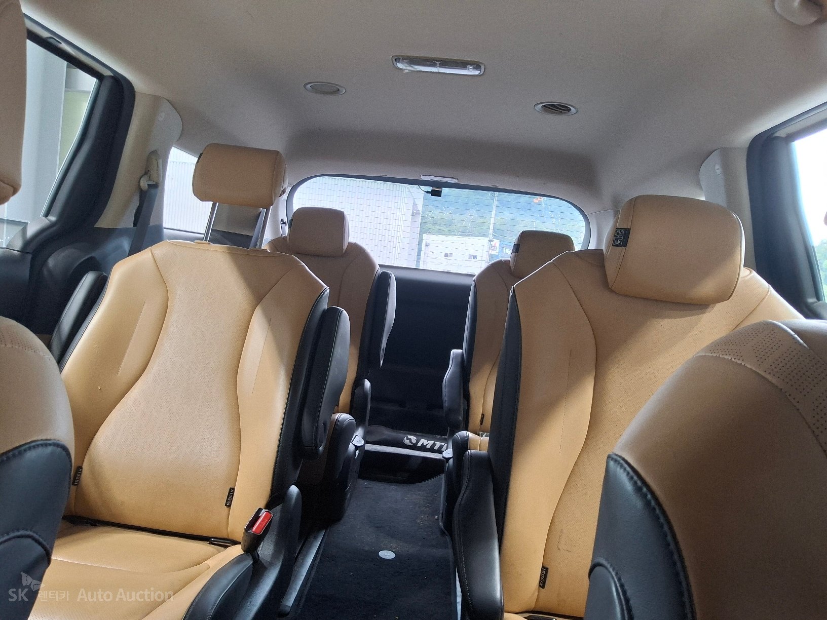 2021 - kia carnival
