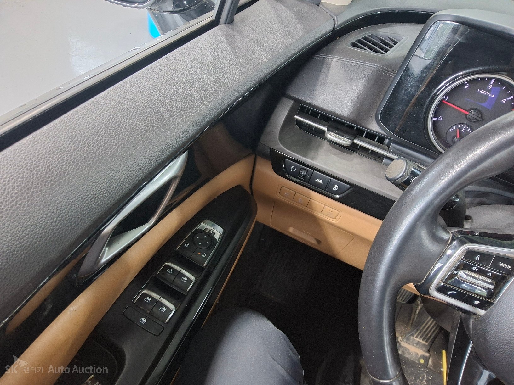 2021 - kia carnival