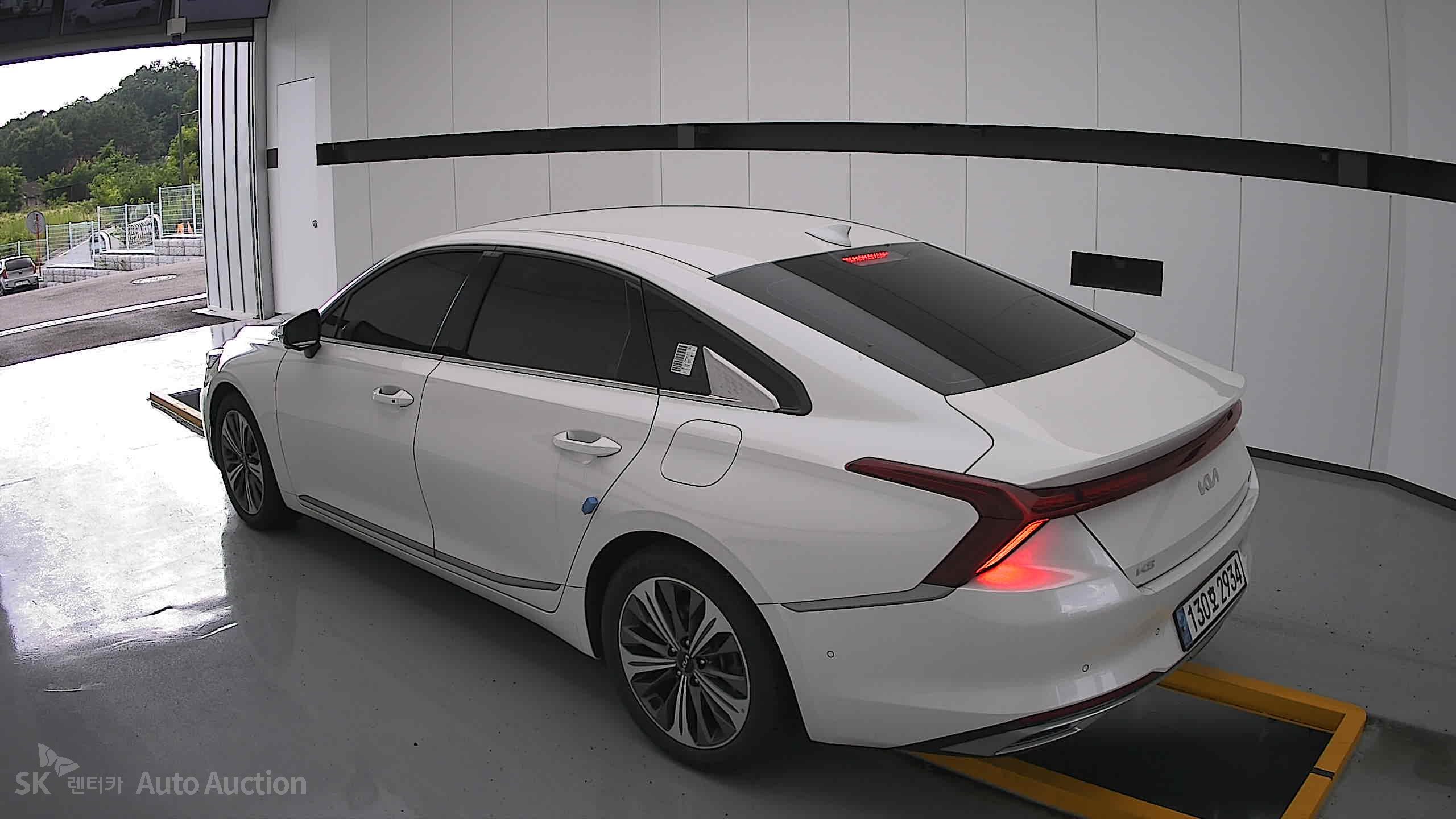 2023 - kia k8