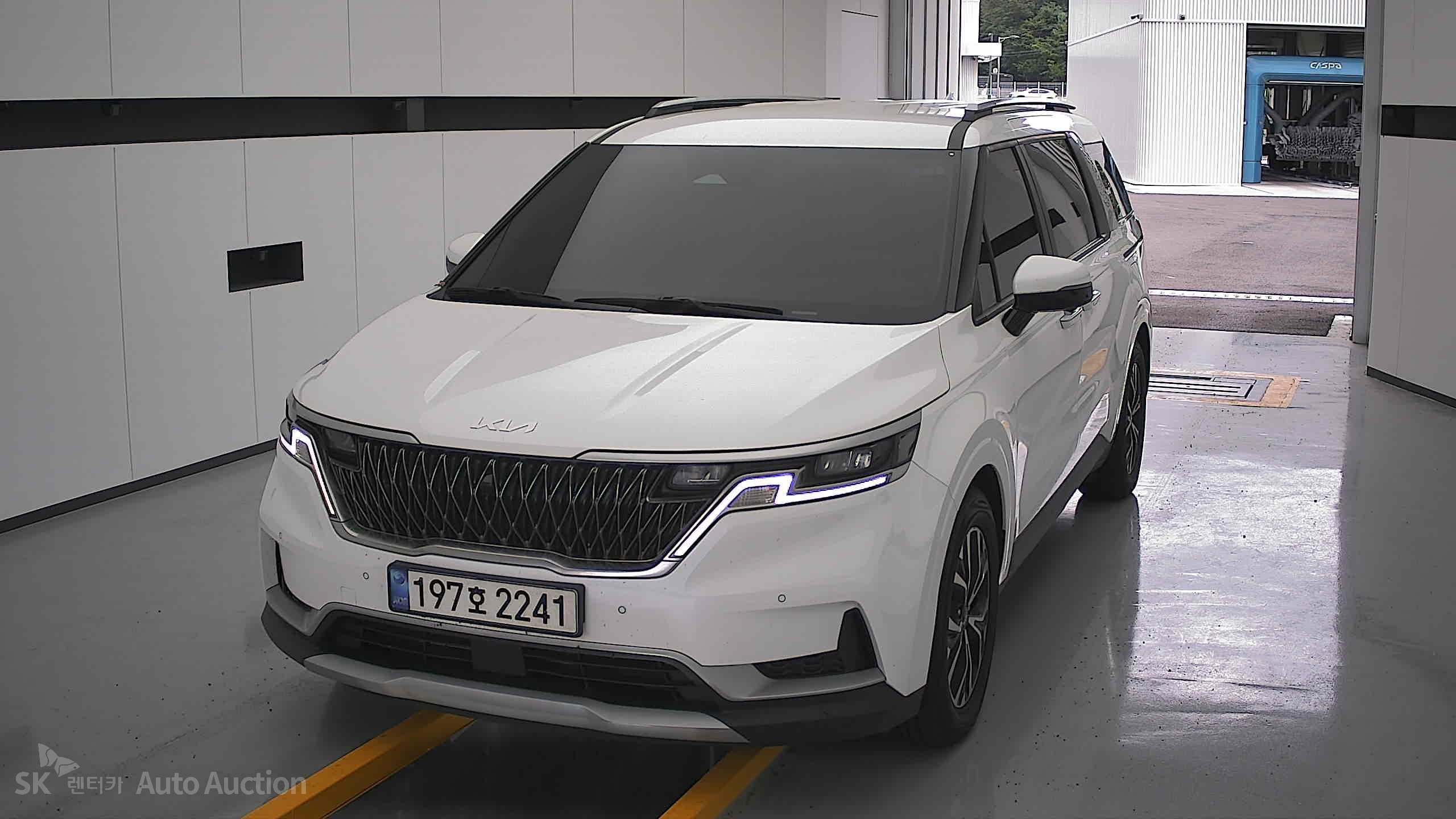 2023 - kia carnival