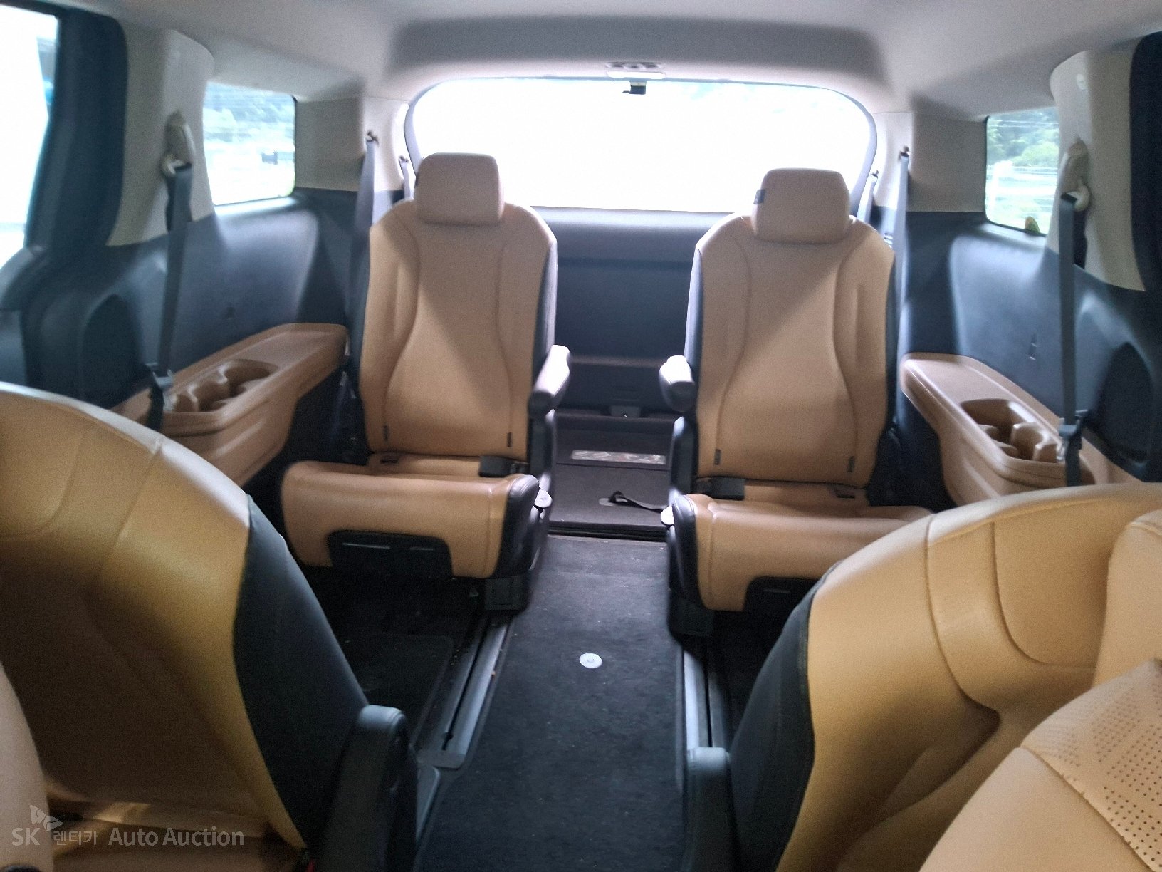2023 - kia carnival