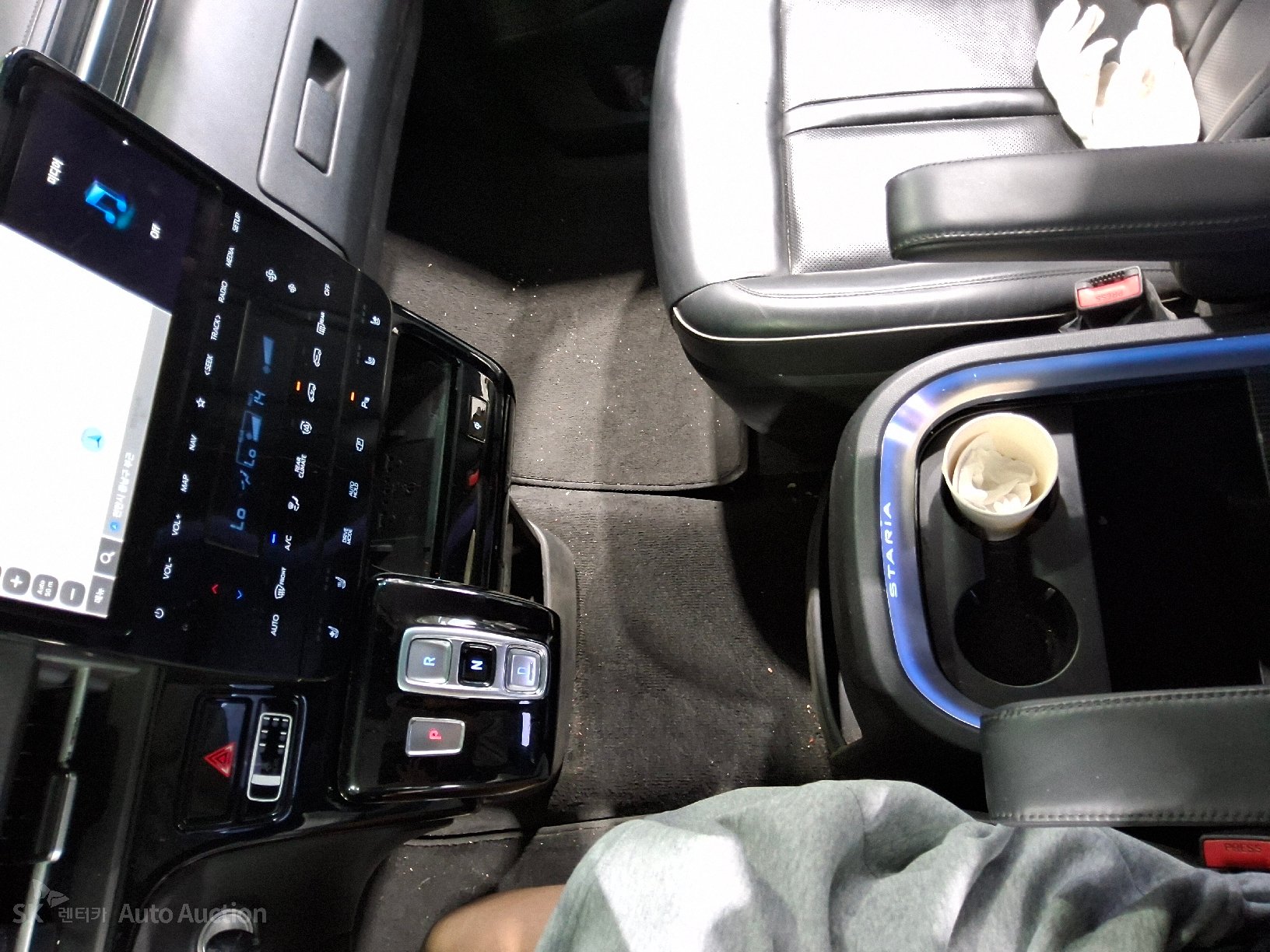 2022 - hyundai staria