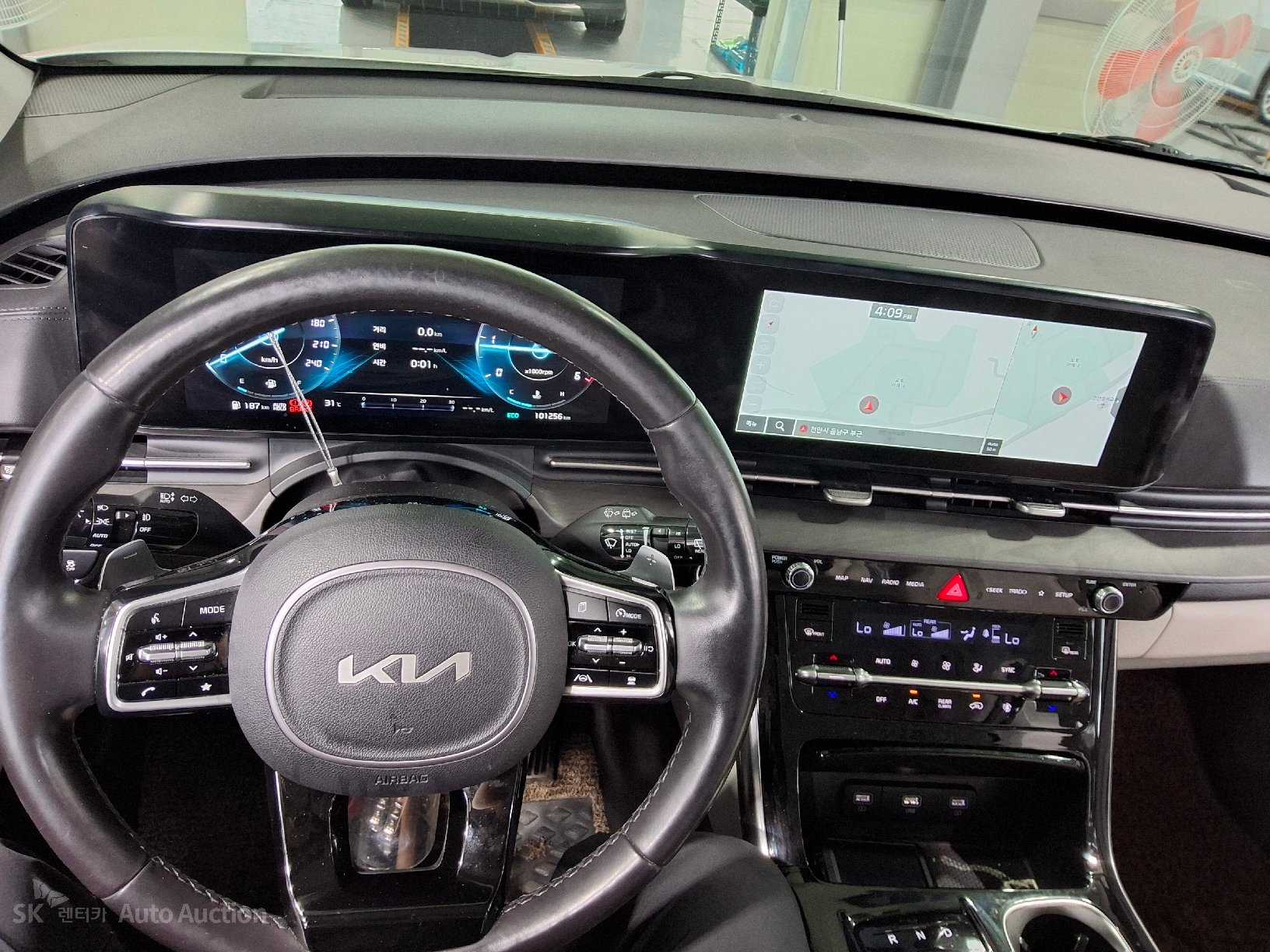 2022 - kia carnival