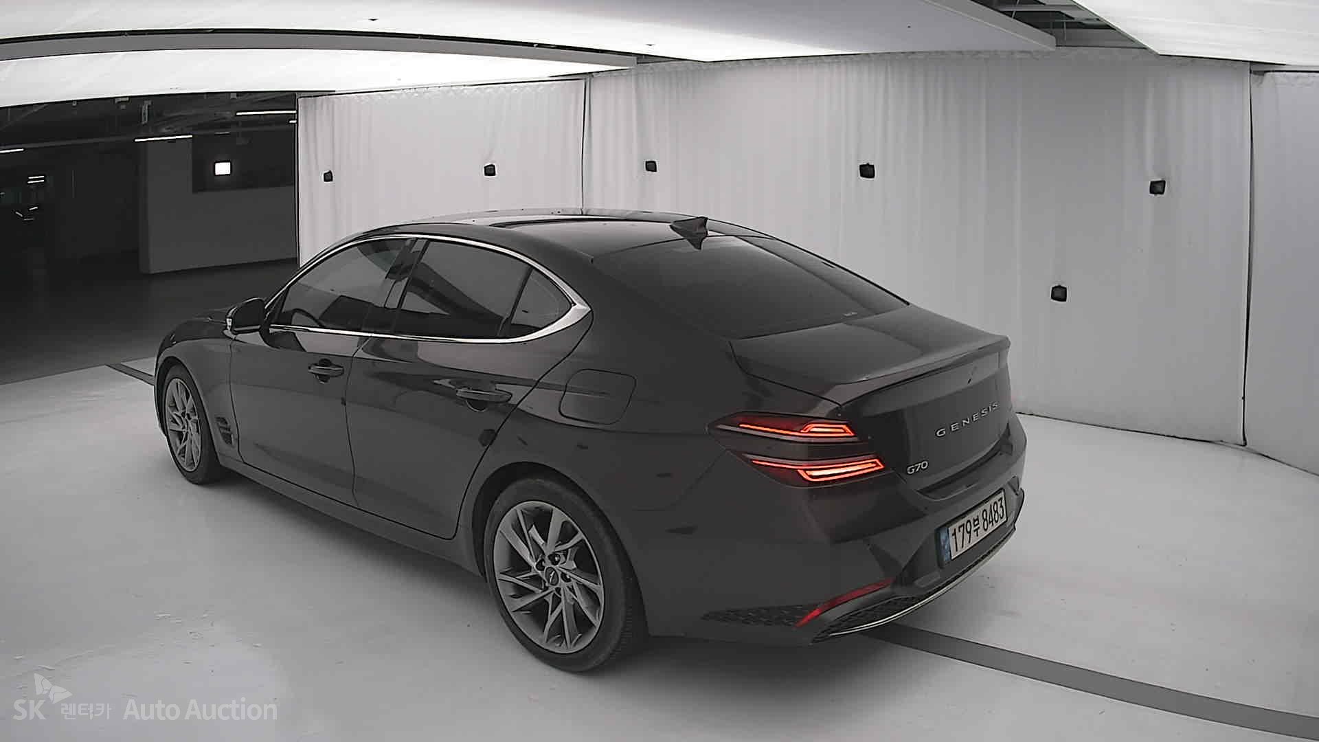 2021 - genesis g70