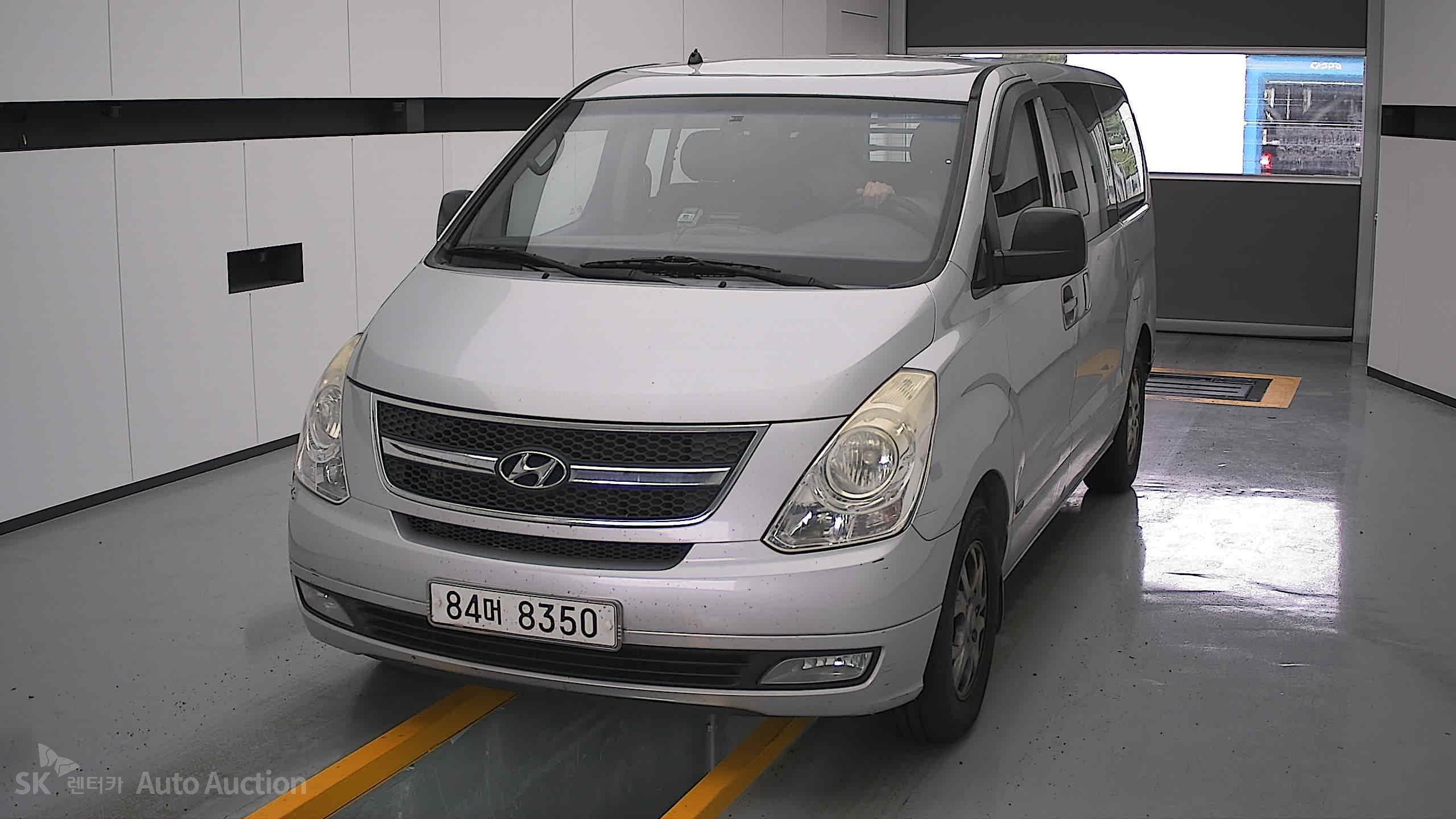 2009 - hyundai grand starex