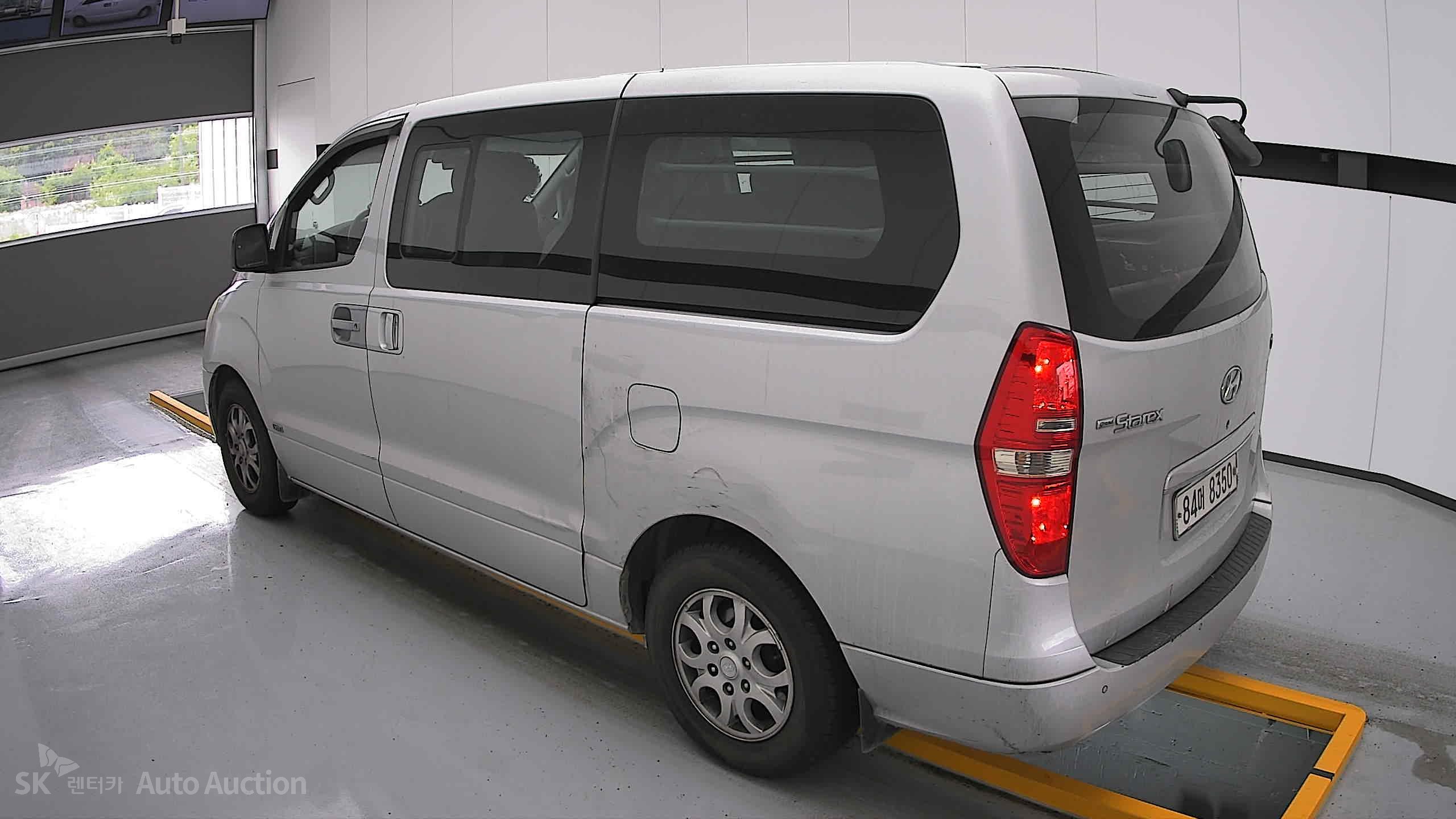 2009 - hyundai grand starex