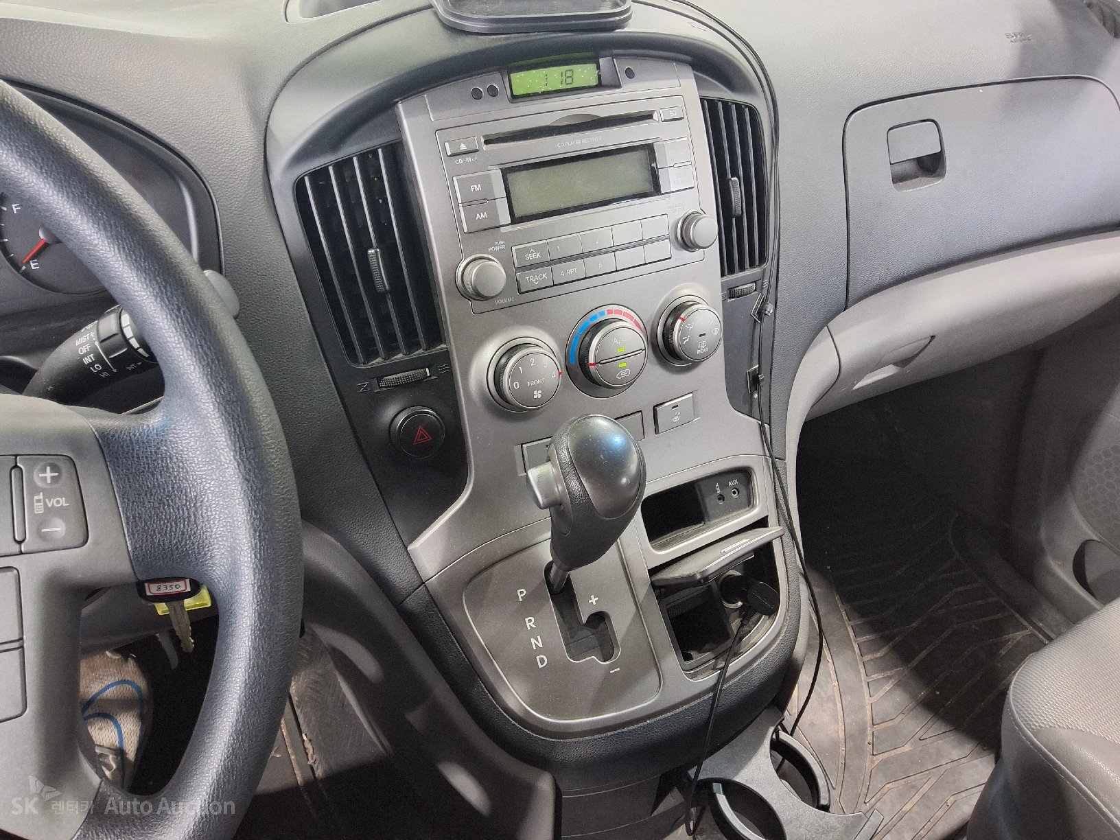 2009 - hyundai grand starex