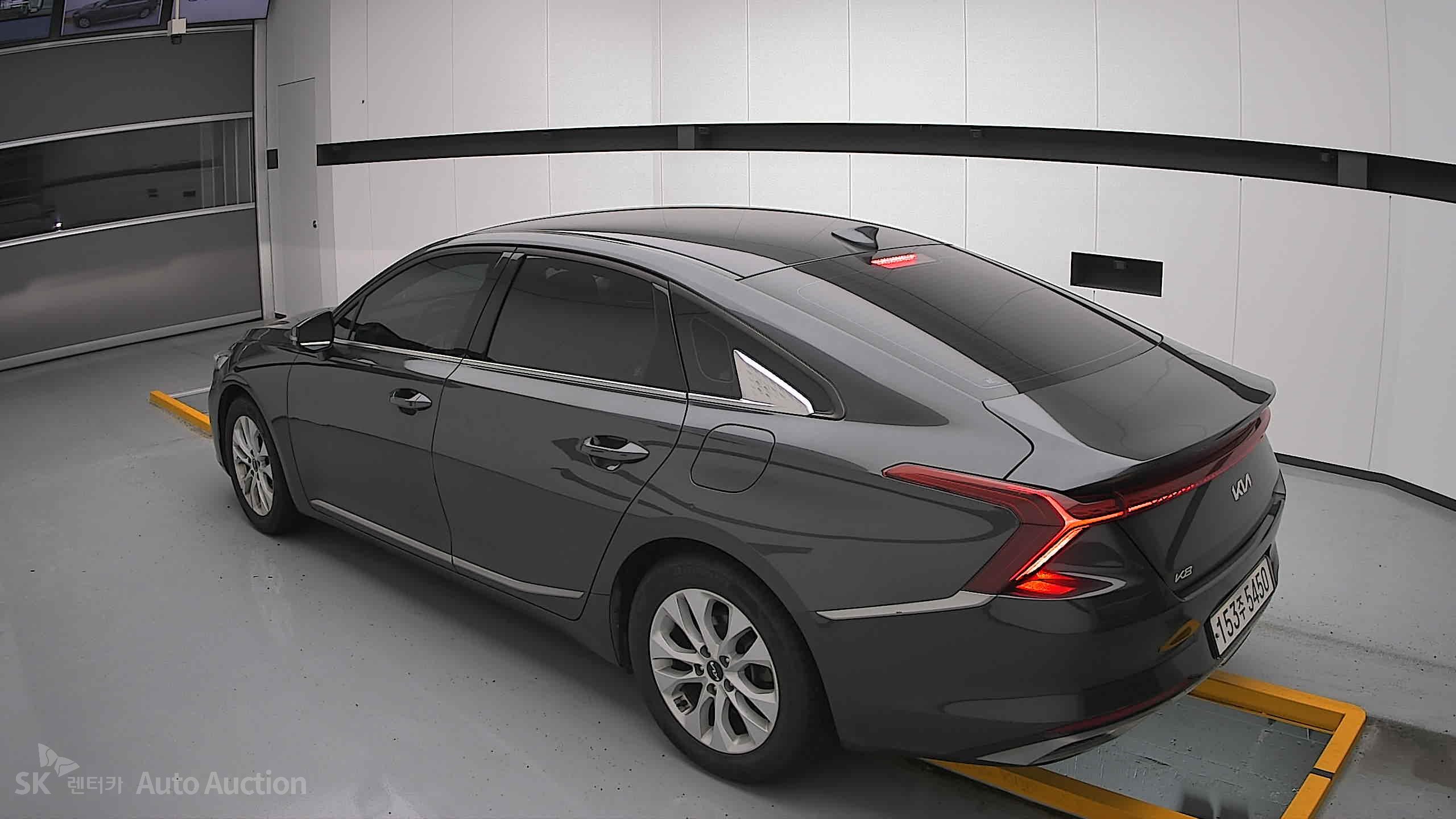 2023 - kia k8