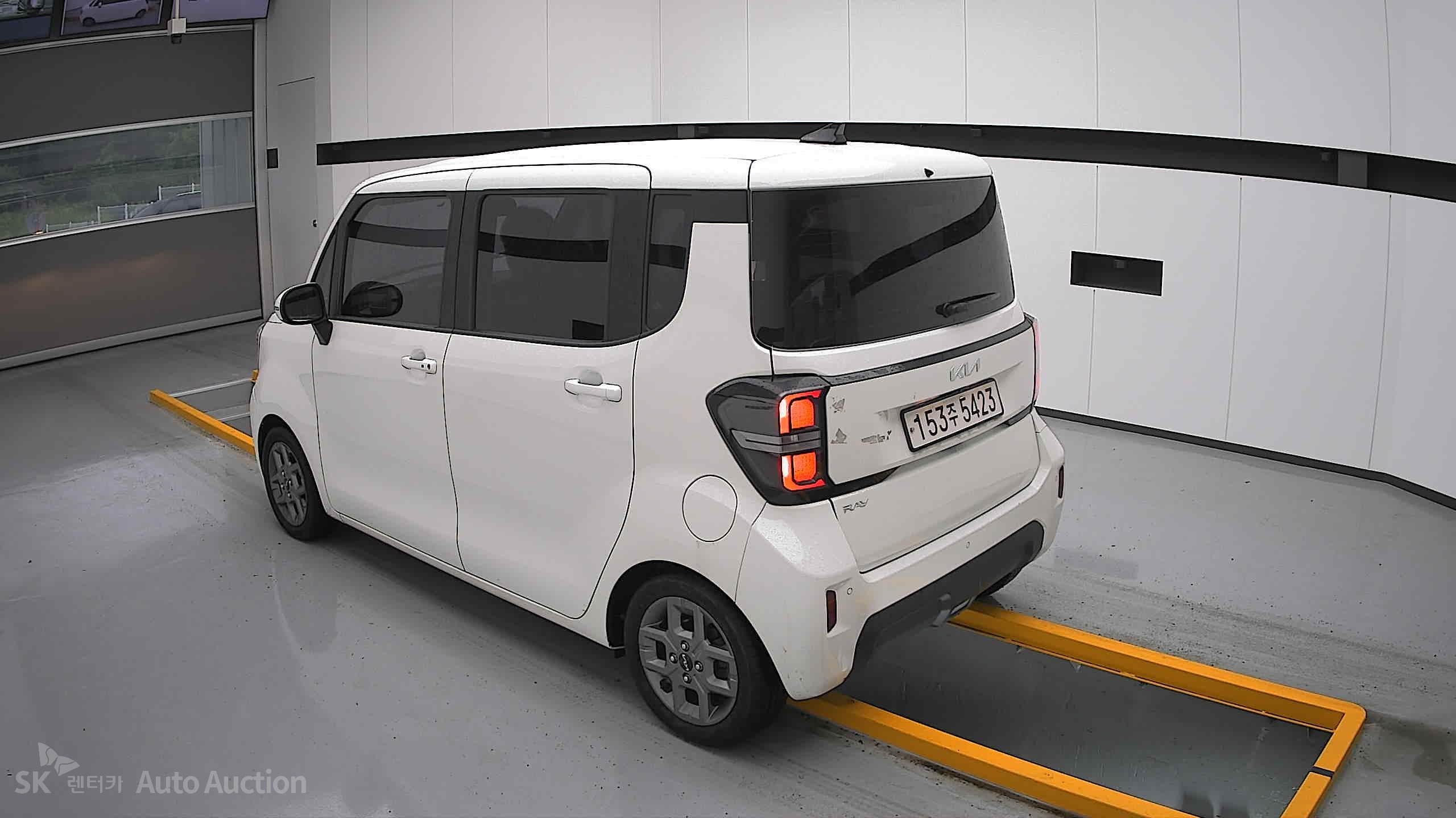 2023 - kia ray