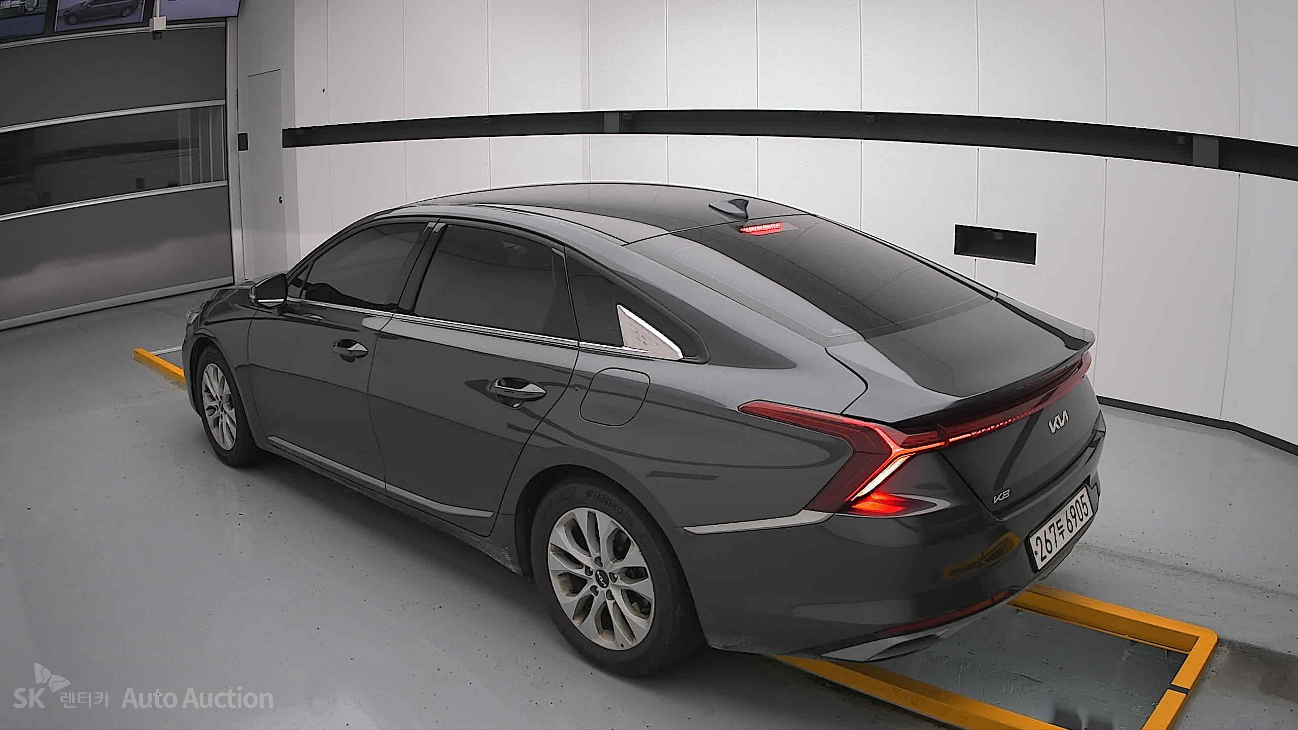 2023 - kia k8