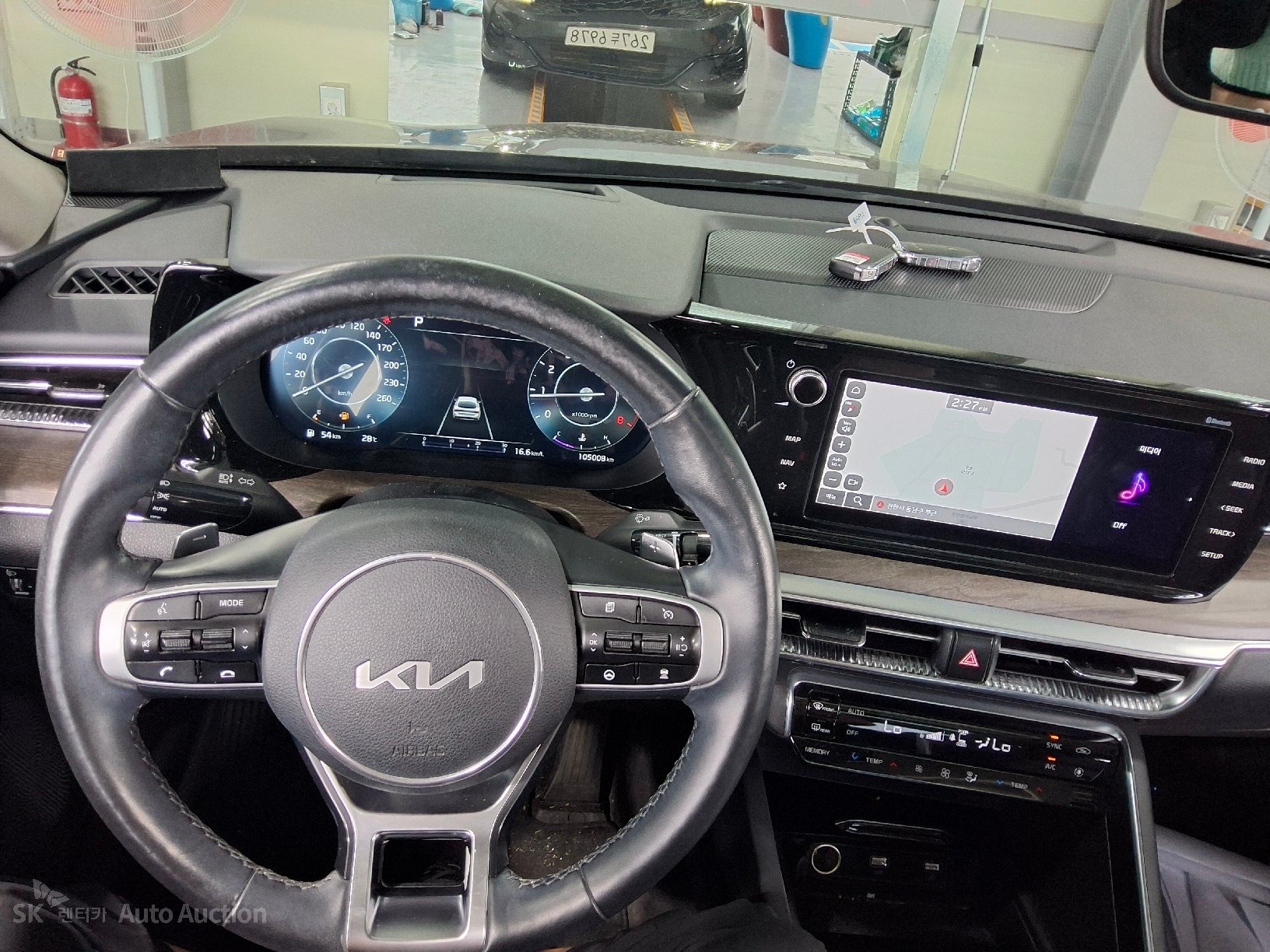 2022 - kia k5