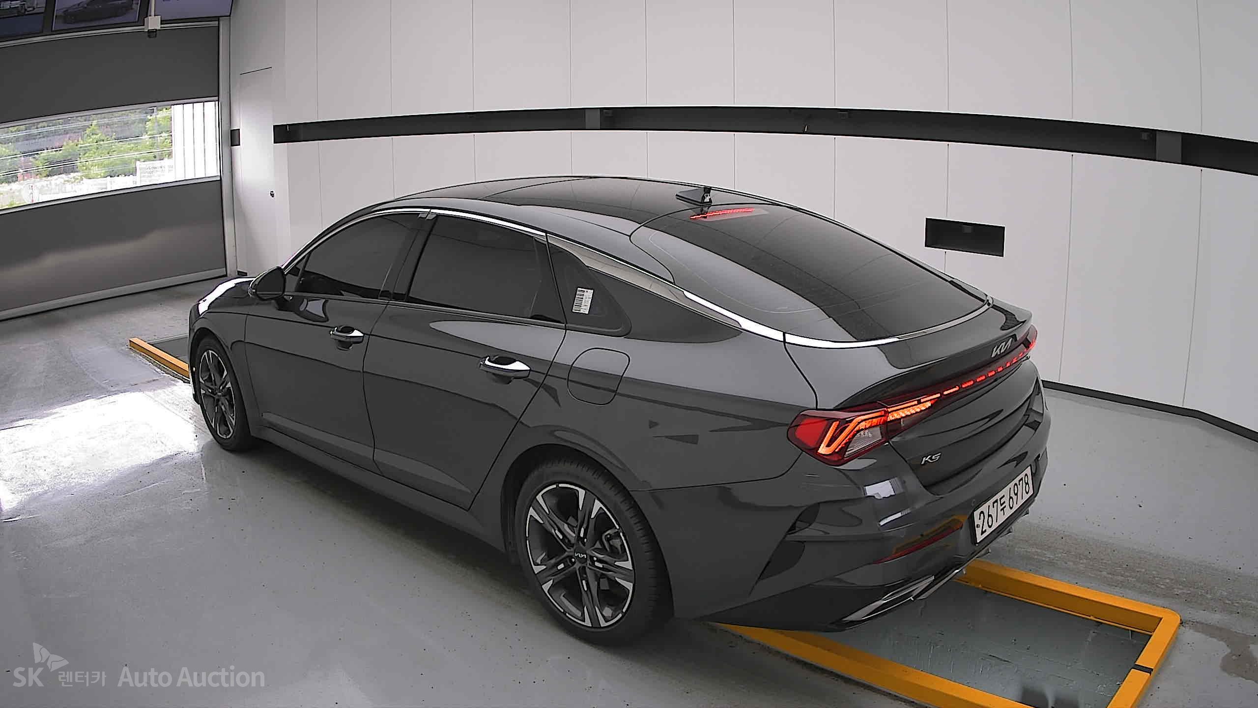 2022 - kia k5