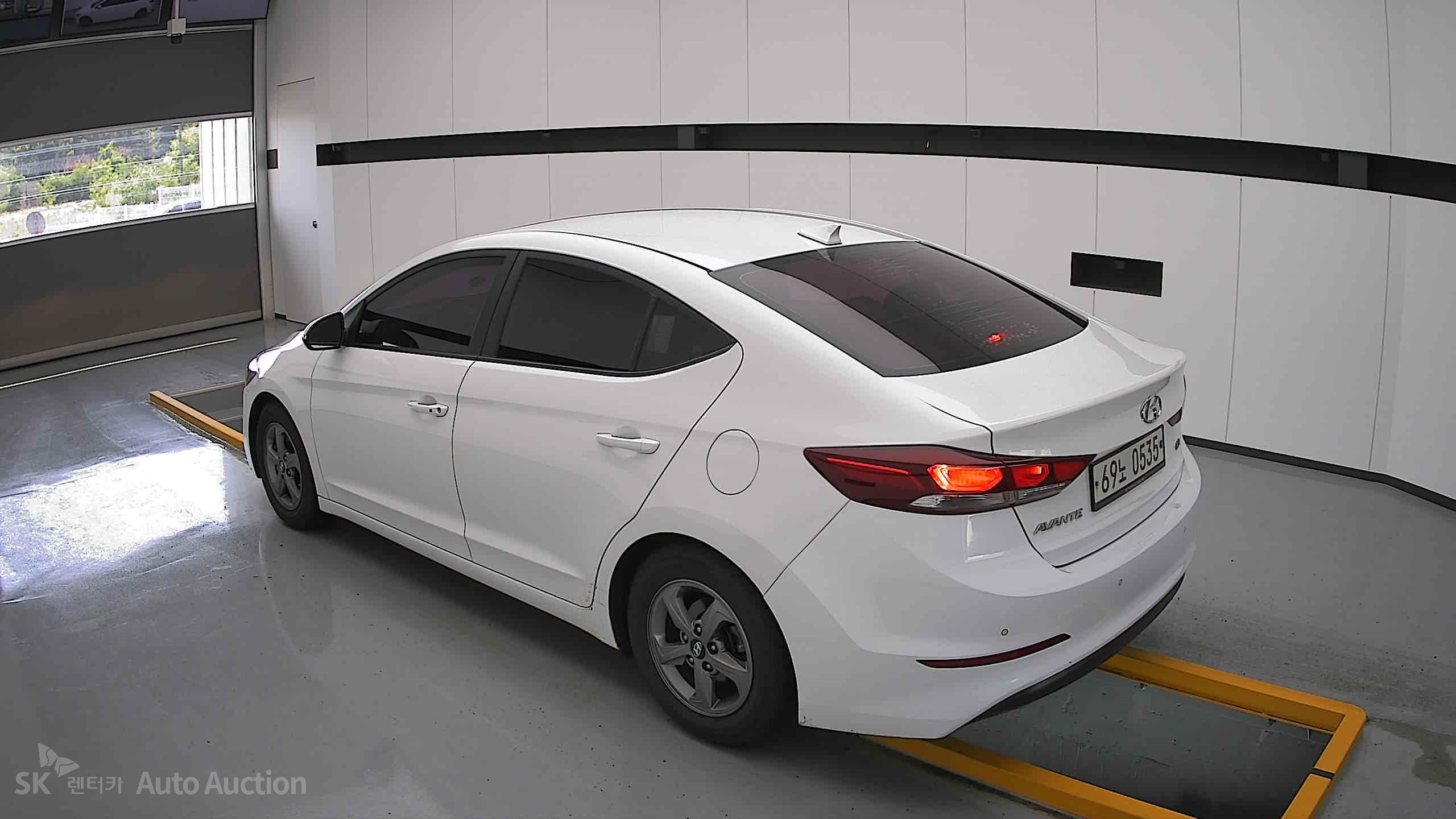 2016 - hyundai avante ad