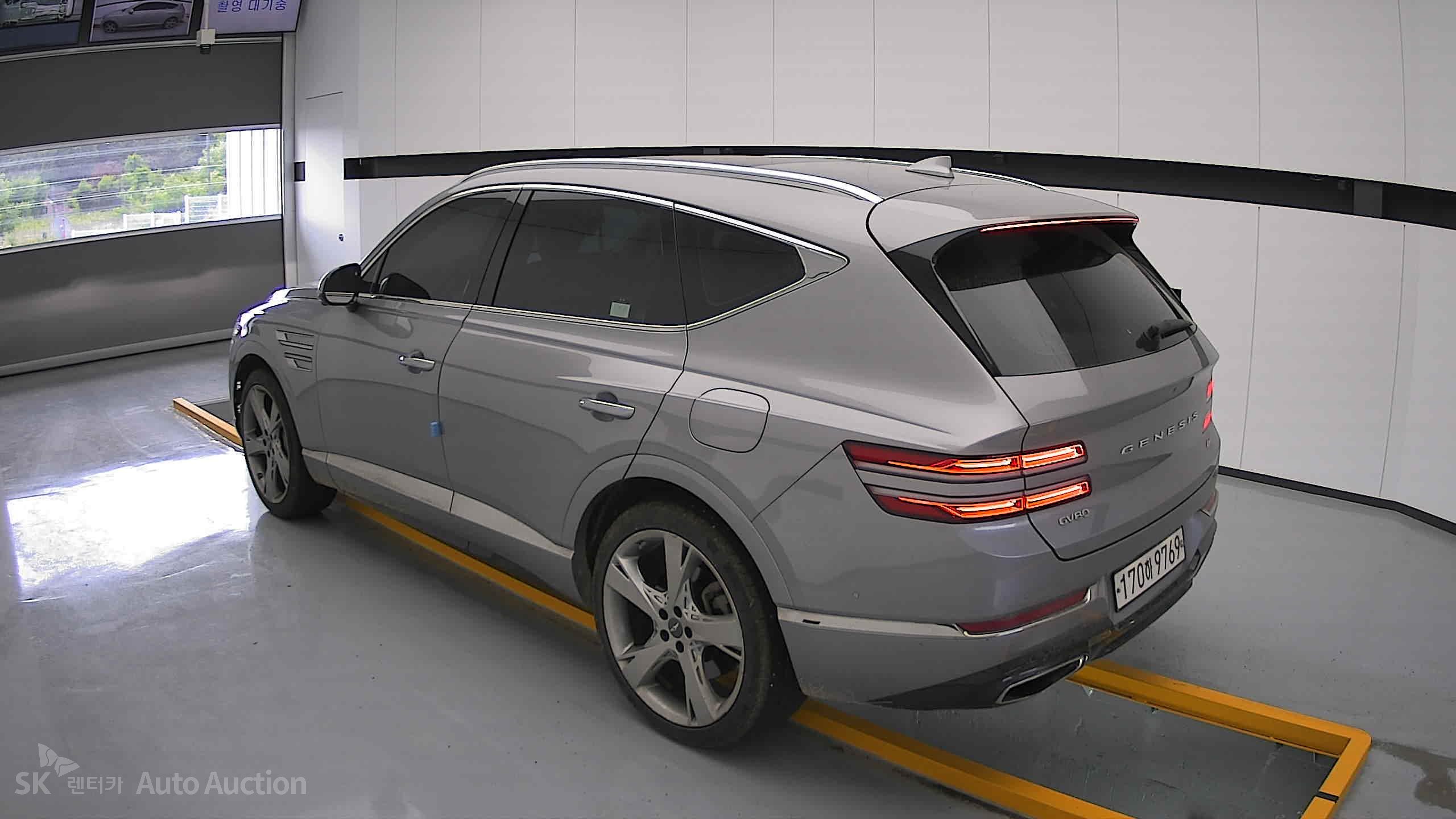 2022 - genesis gv80