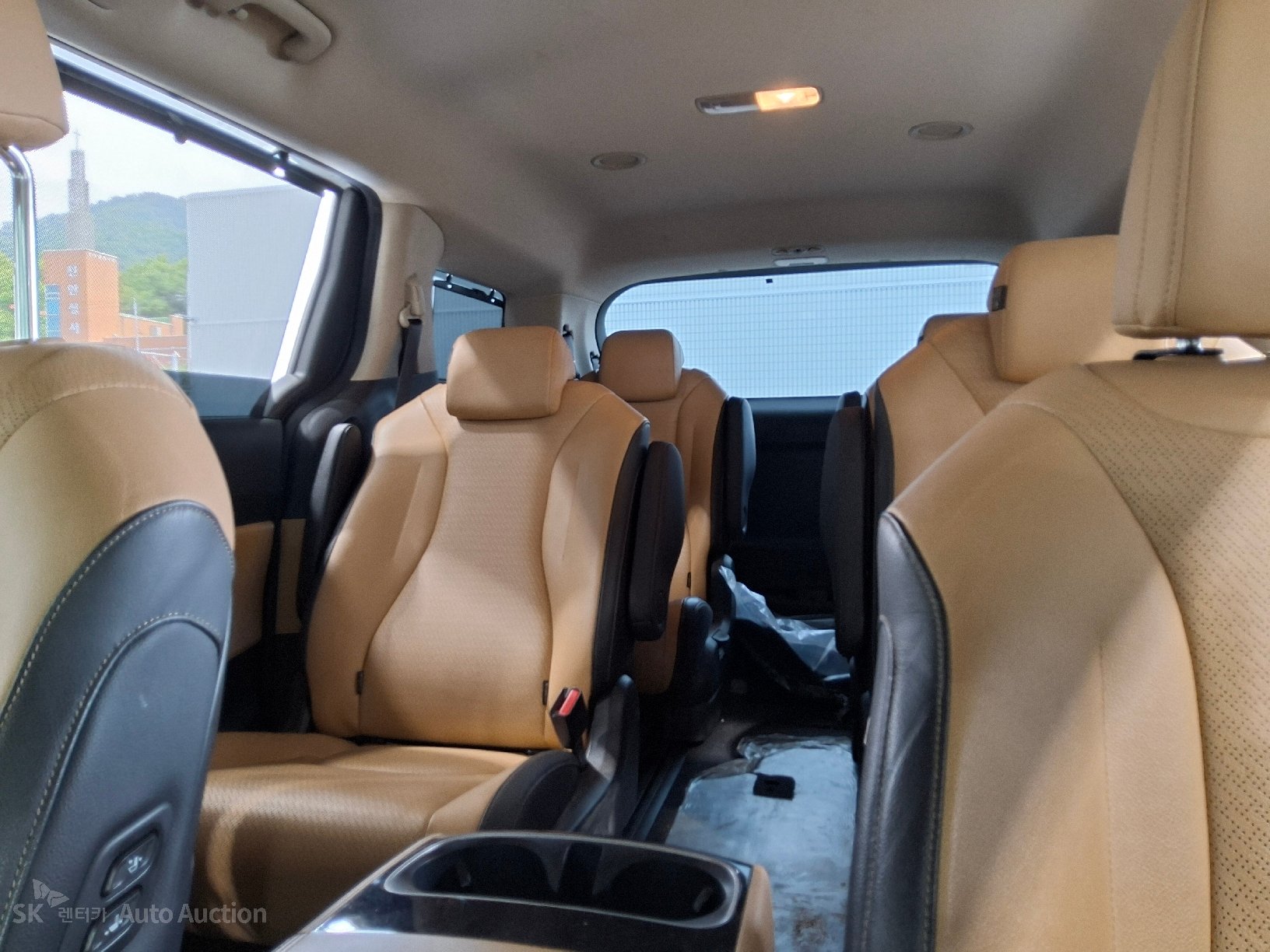 2023 - kia carnival