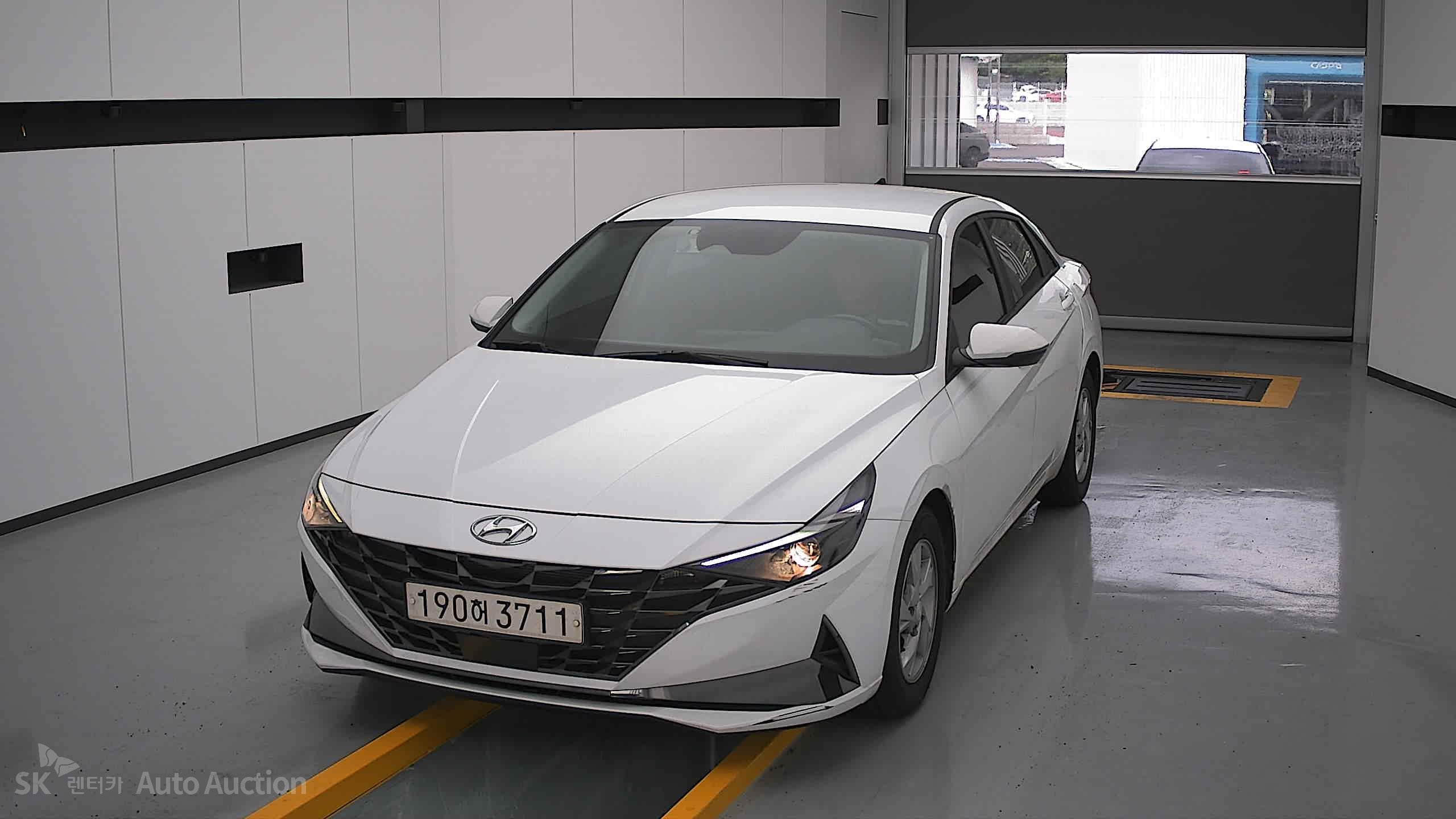 2022 - hyundai avante