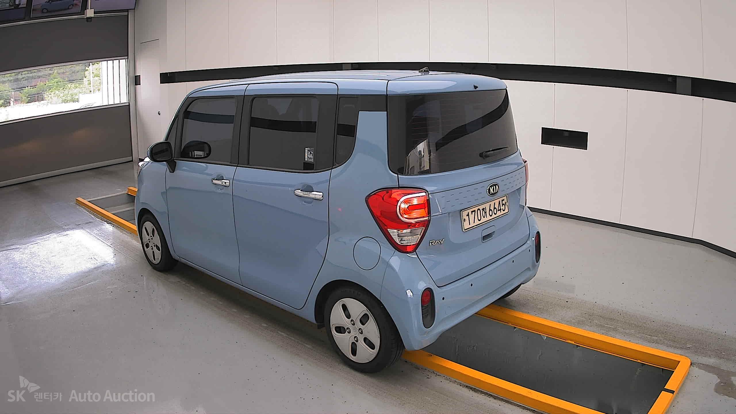 2021 - kia ray
