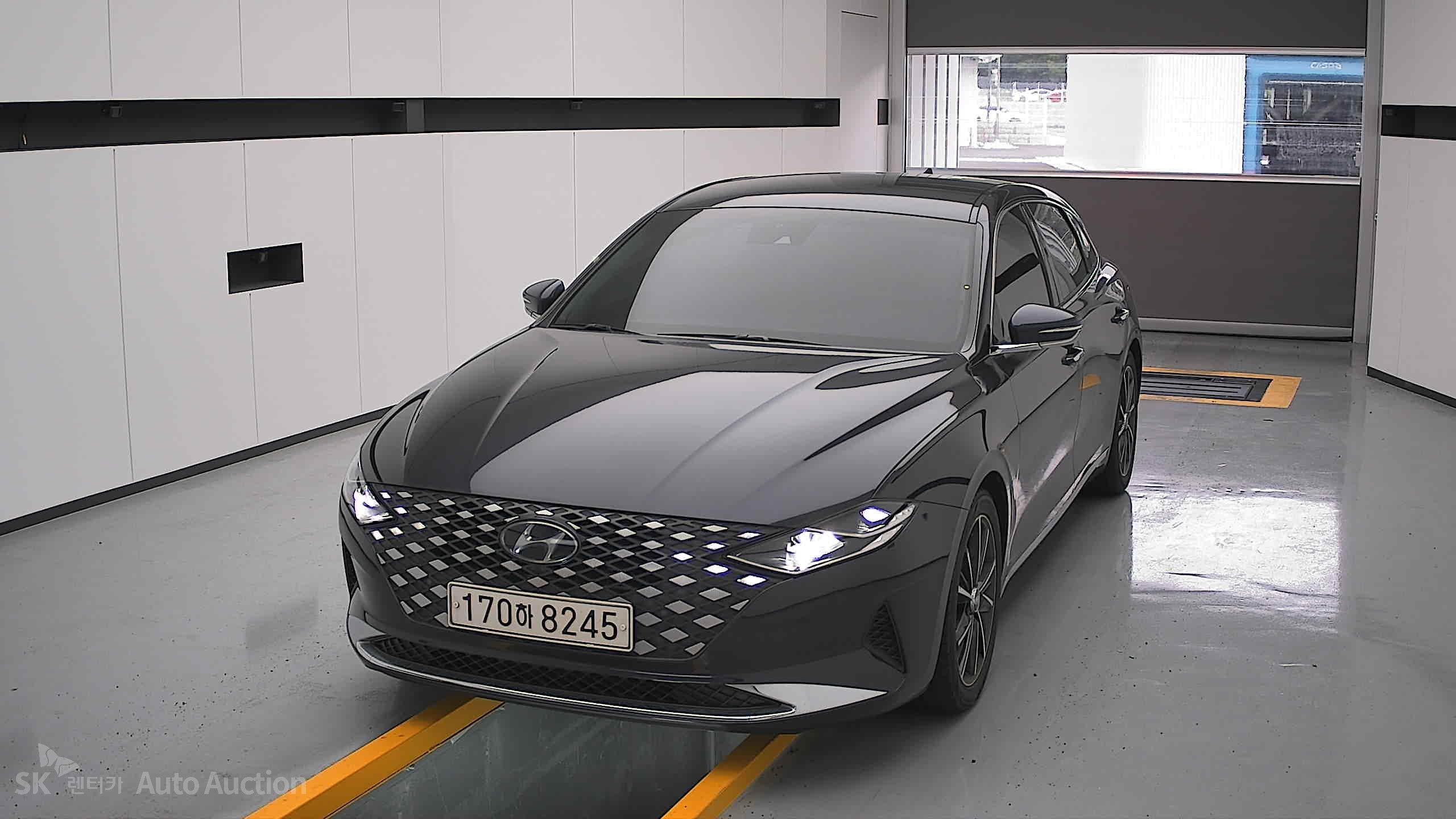 2022 - hyundai grandeur