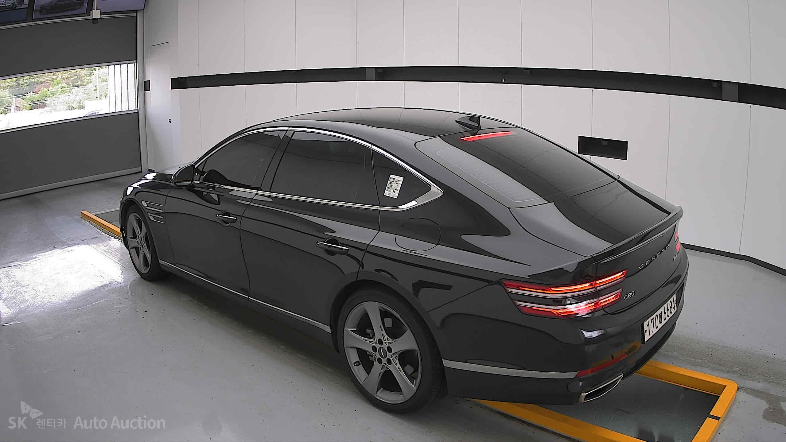 2021 - genesis g80