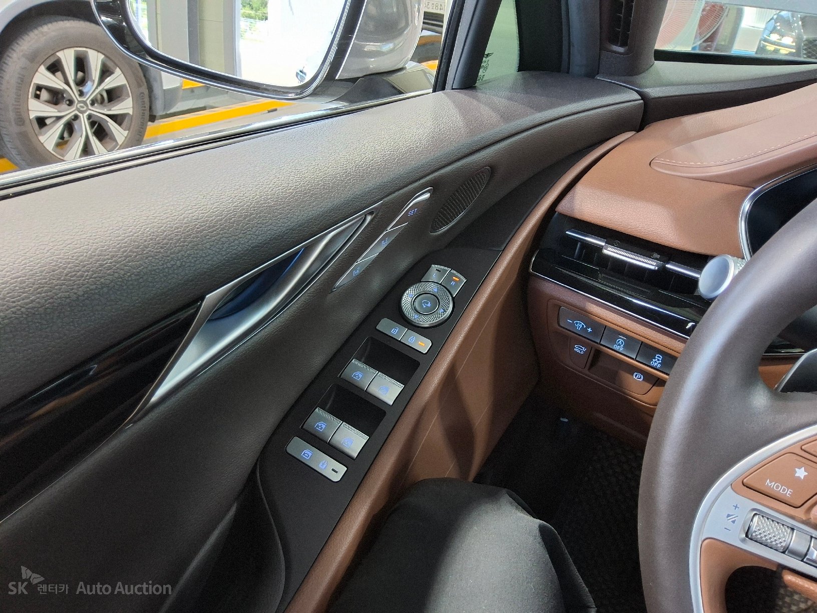 2022 - genesis g80
