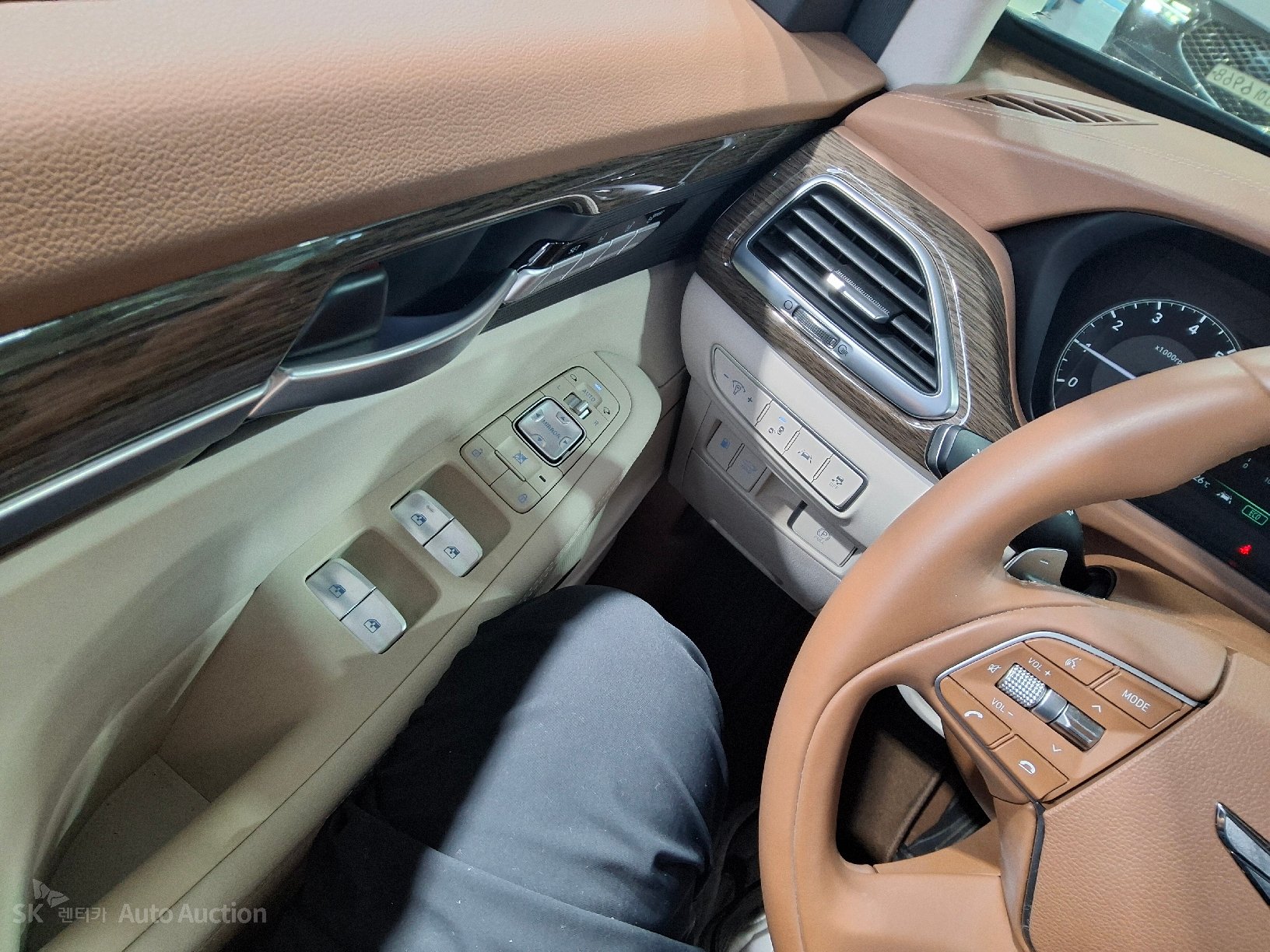 2021 - genesis g90