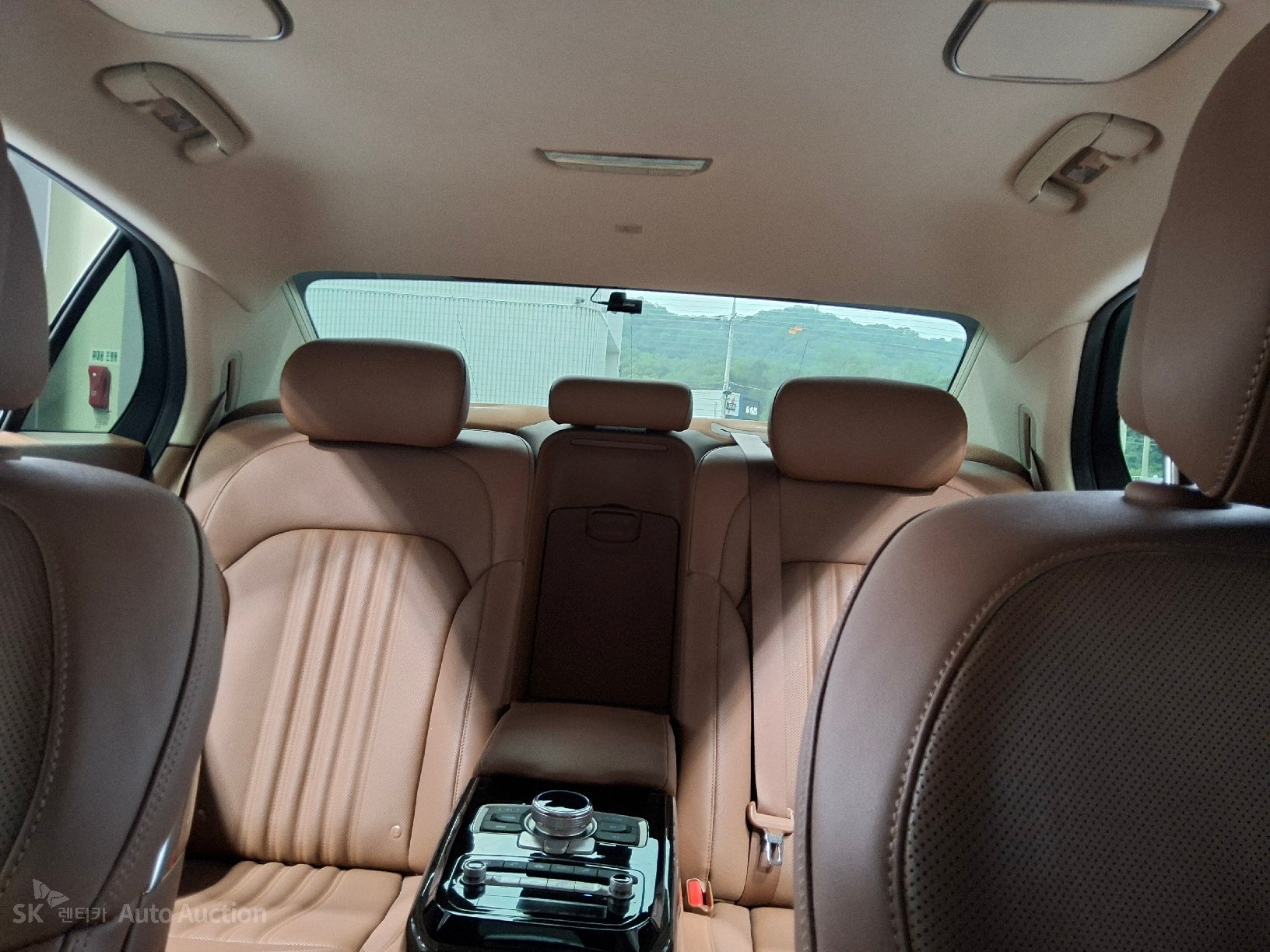 2021 - genesis g90