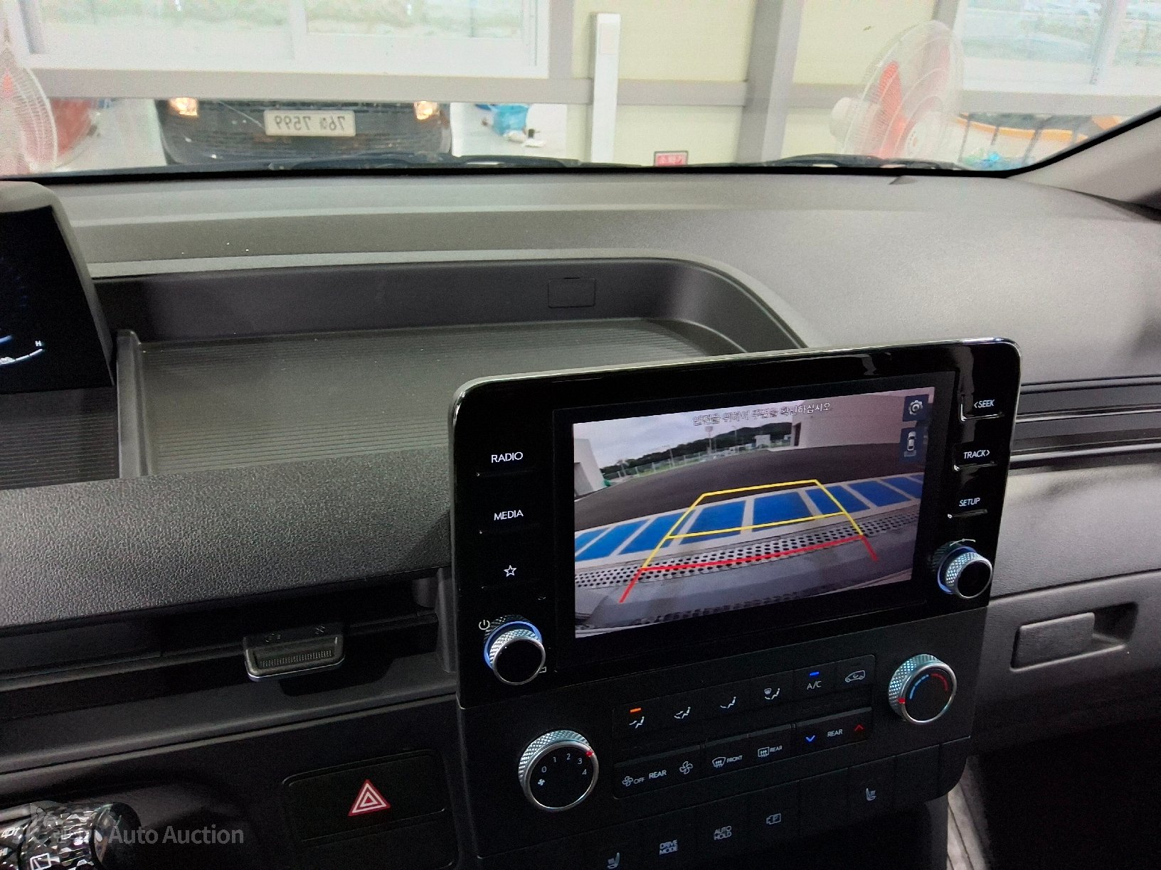 2022 - hyundai staria