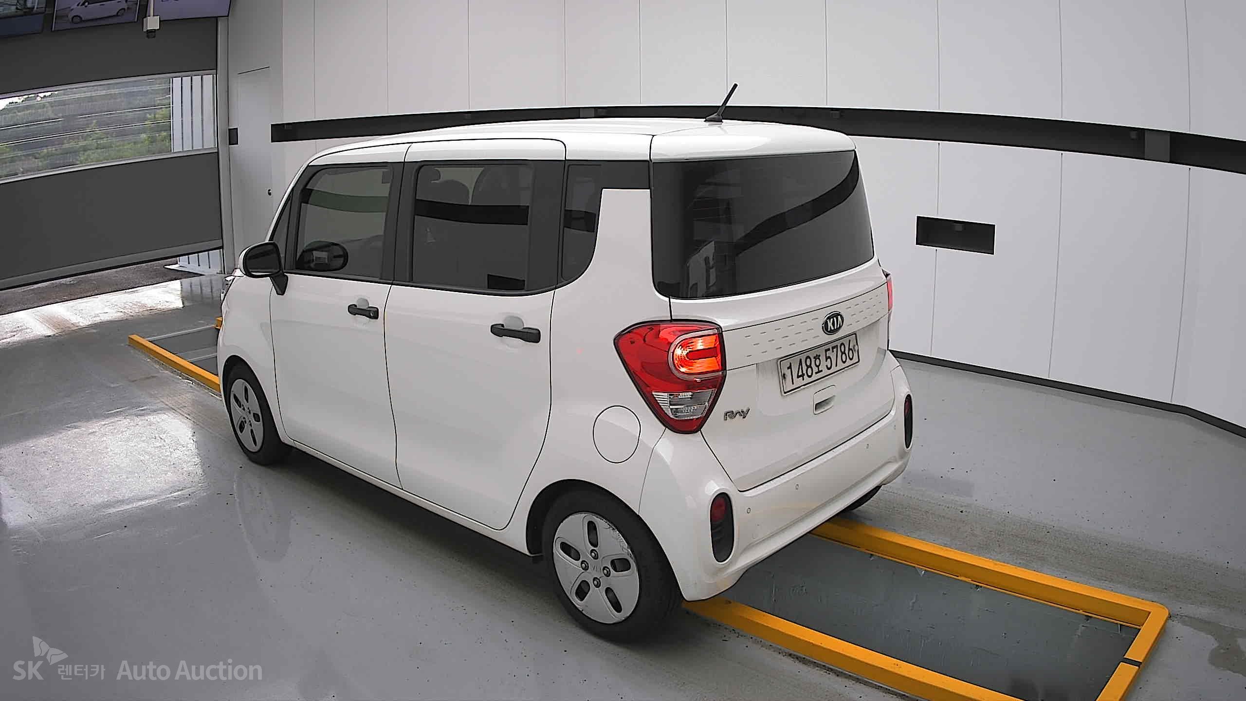 2021 - kia ray