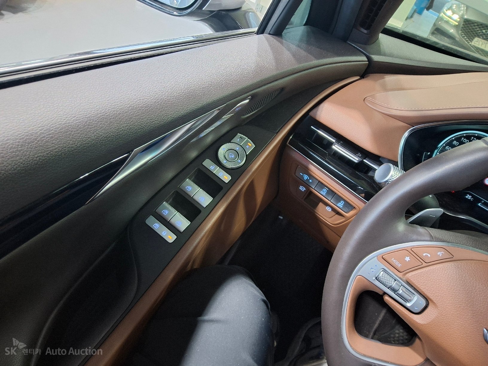2022 - genesis g80