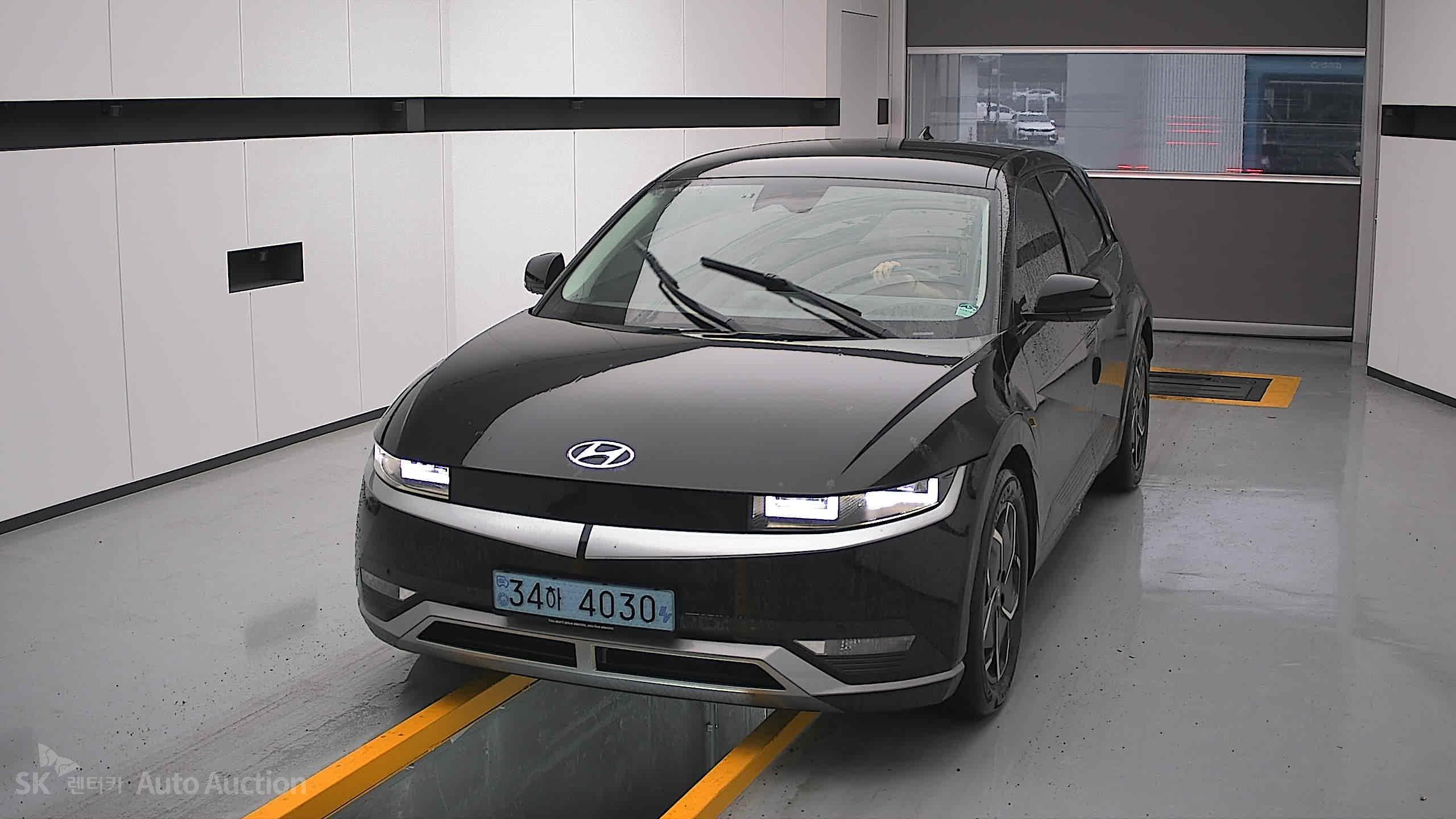 2022 - hyundai ioniq