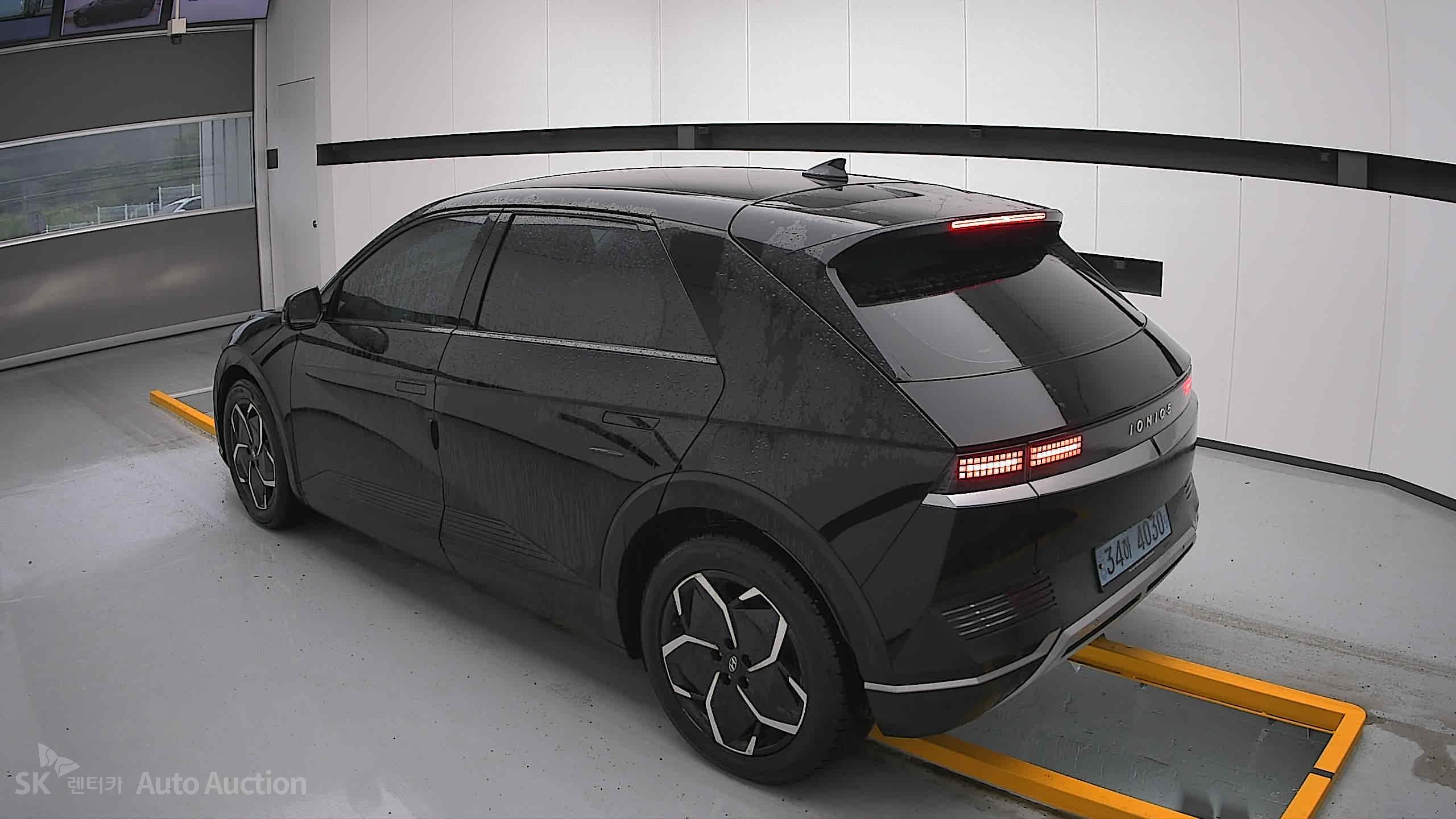 2022 - hyundai ioniq