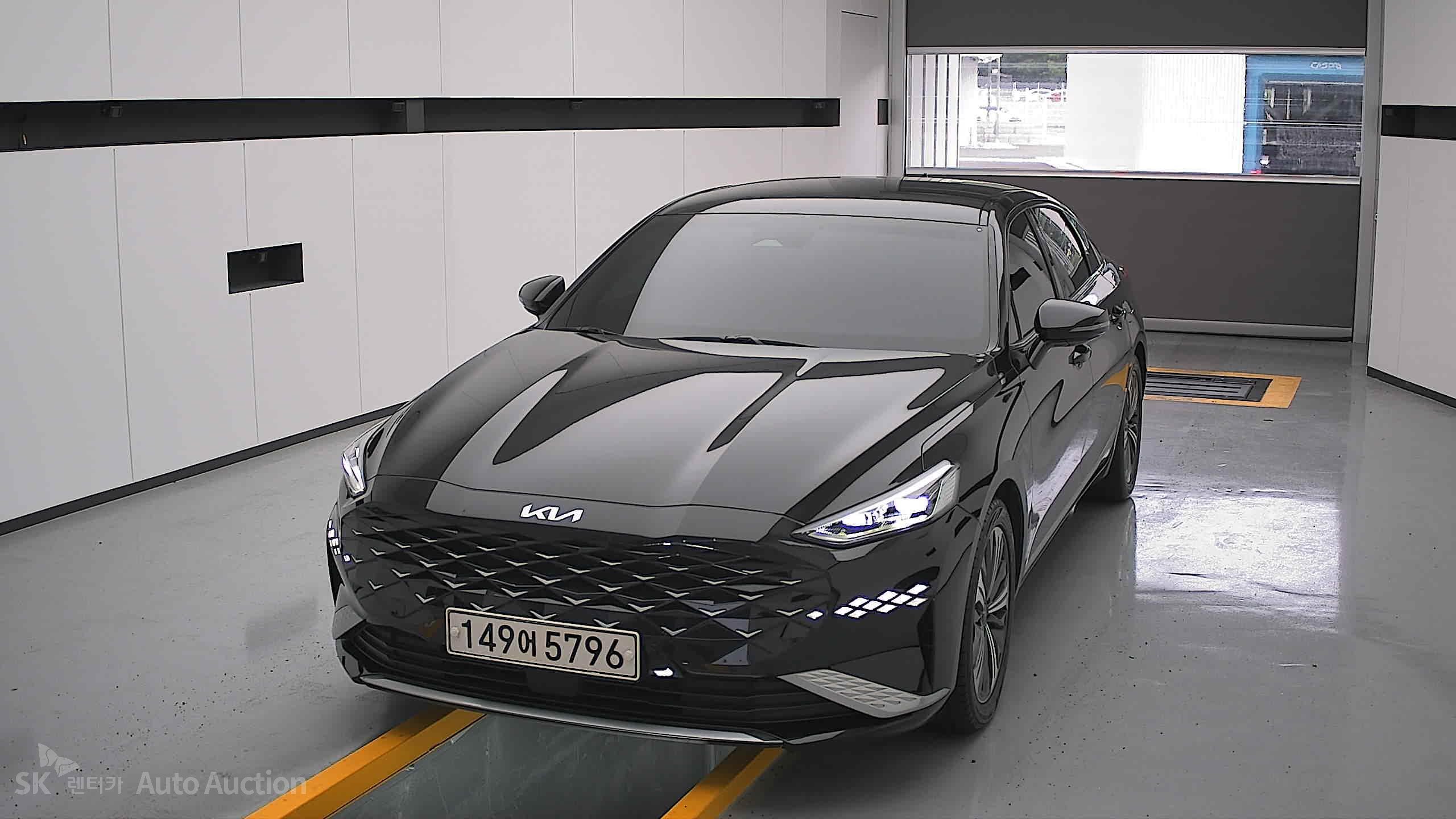 2022 - kia k8