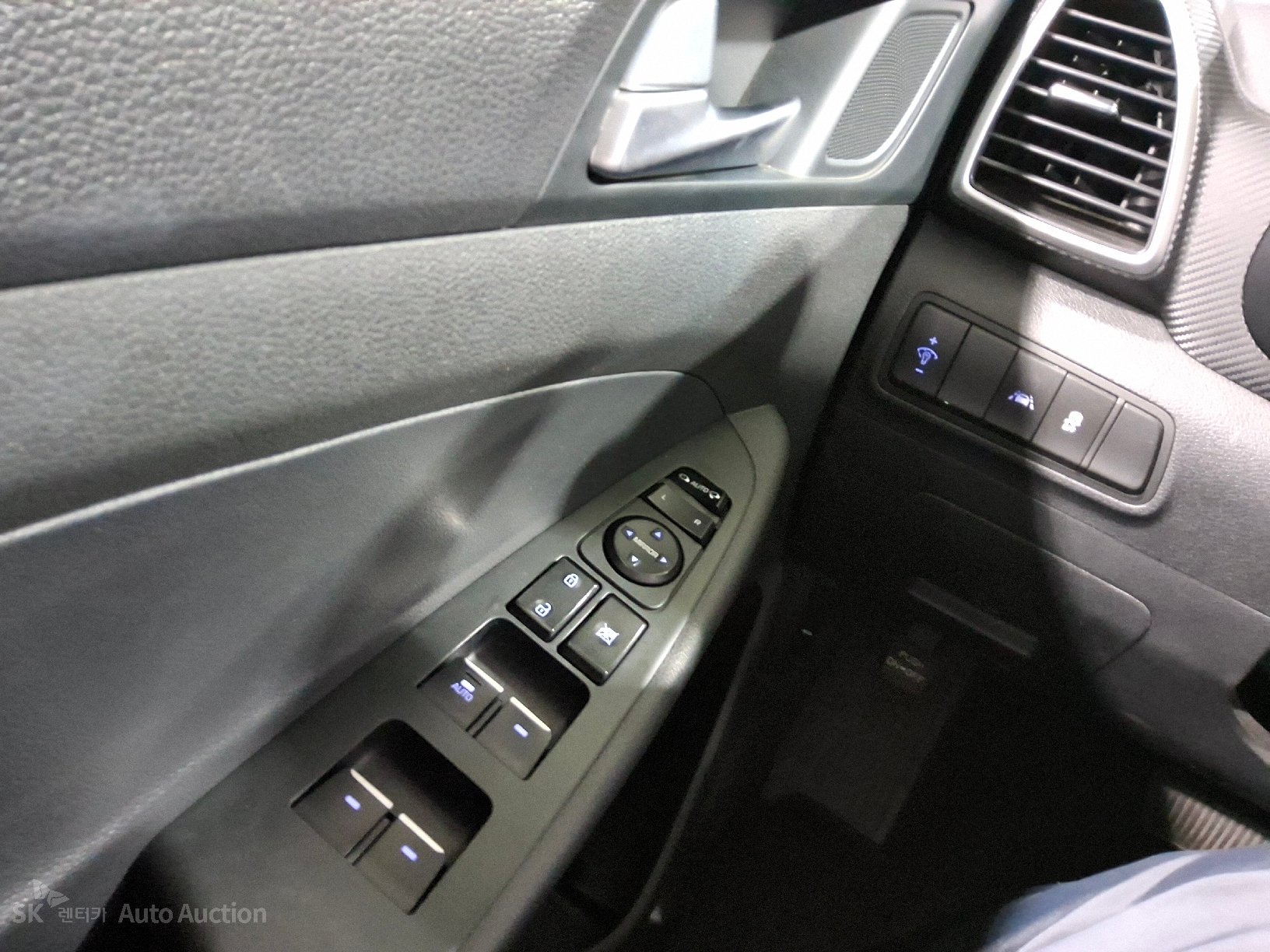 2020 - hyundai tucson